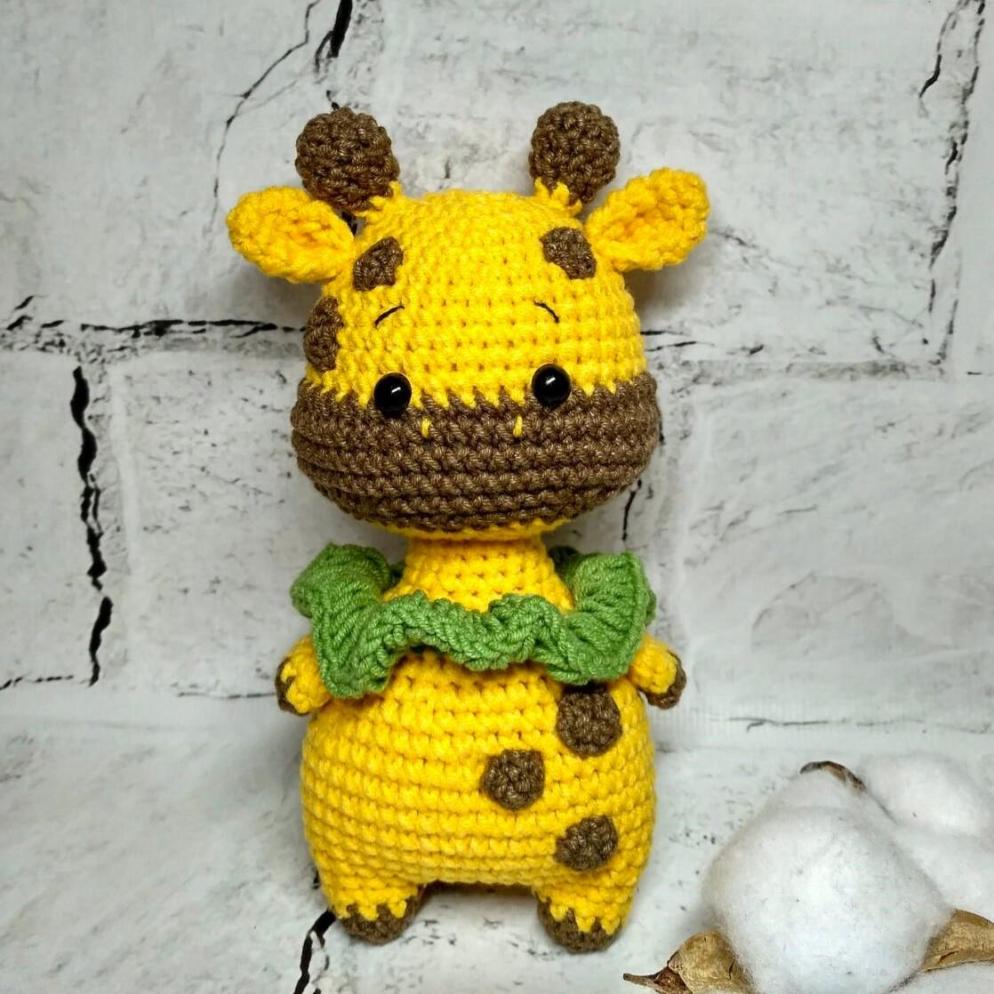 Мягкая игрушка вязаная ручной работы Жираф 14 см Желтый (202-80-5)