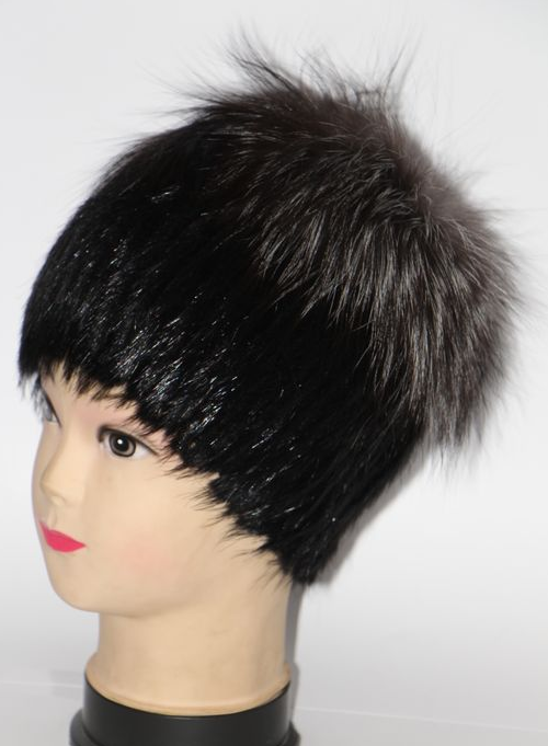 Шапка женская из натурального меха нутрии и чернобурки (28534)