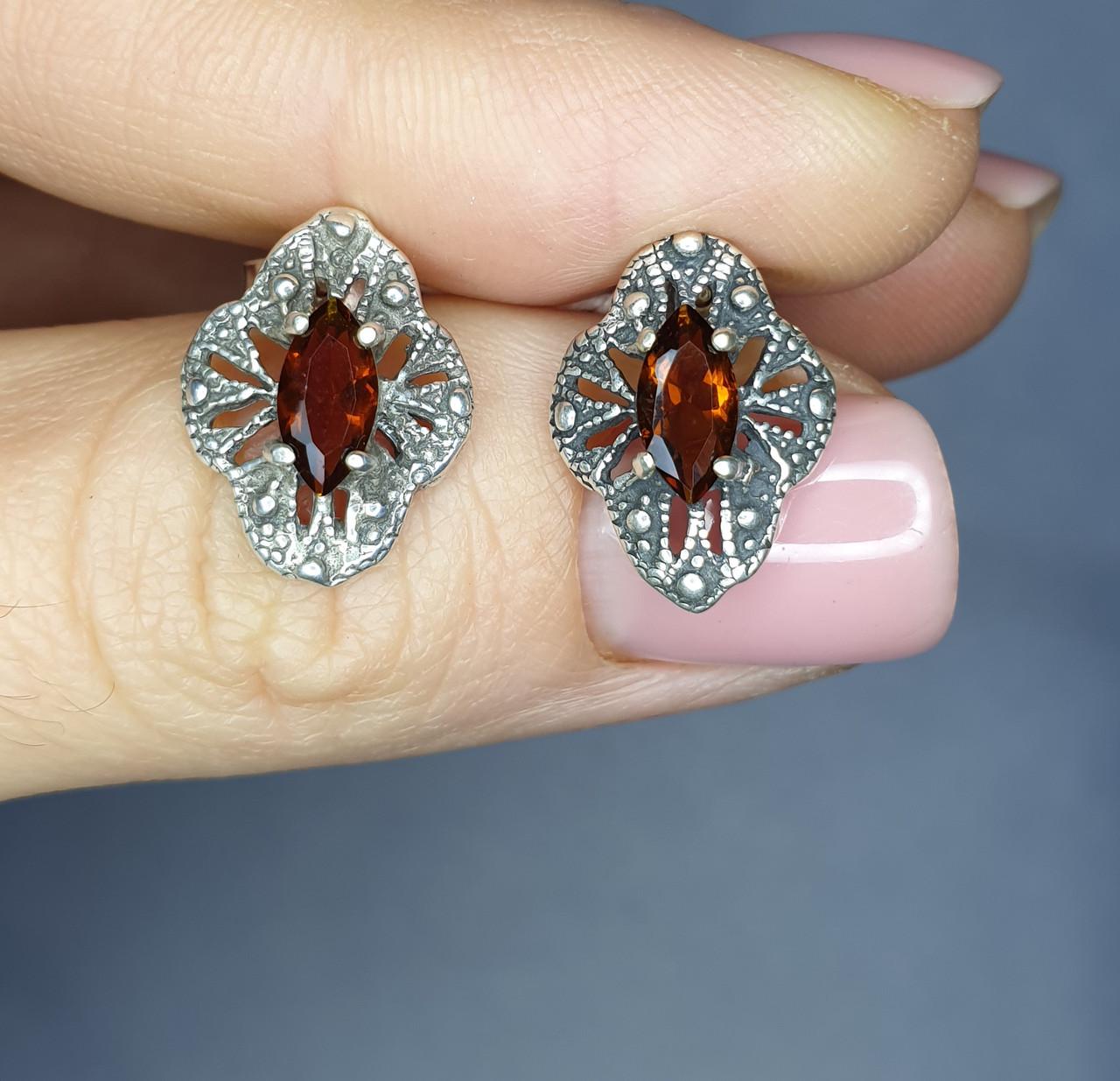 Серьги серебряные с гранатом 3,34 г (1358574897)