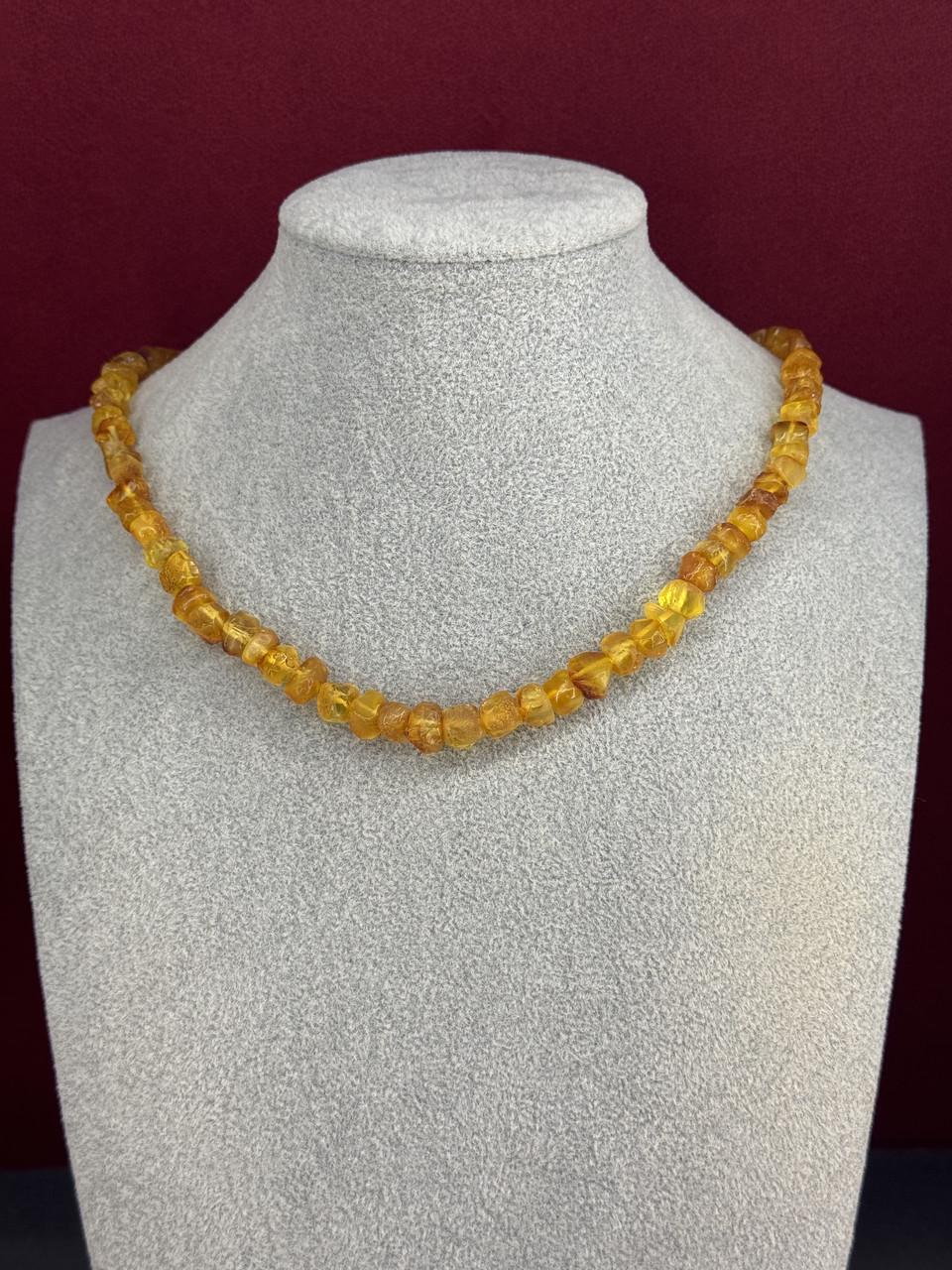 Бусы из янтаря лечебные 46 см (н-714)