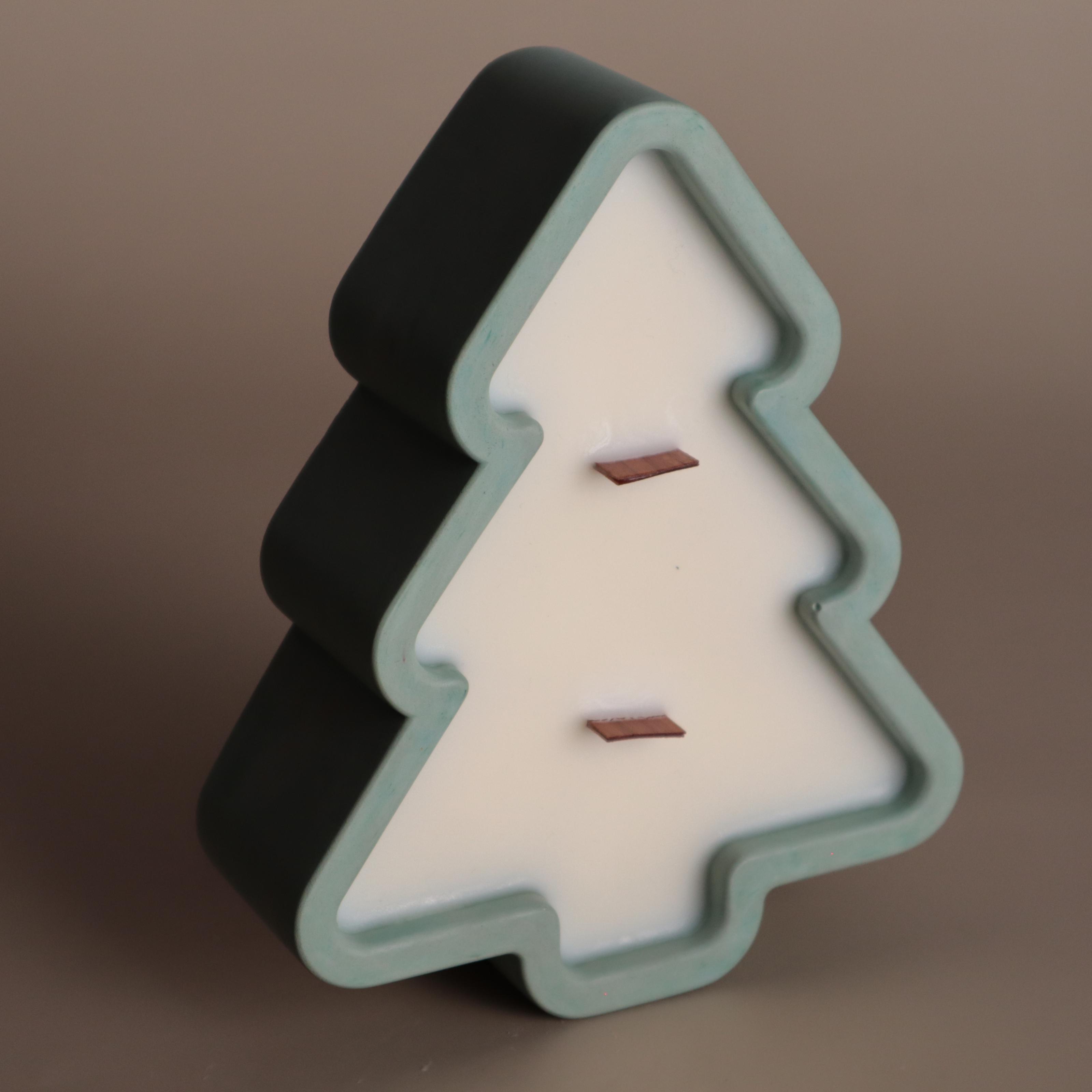 Свеча ароматическая Wax Harmony Елка Палка корицы в гипсовом кашпо Зеленый (1000192210)