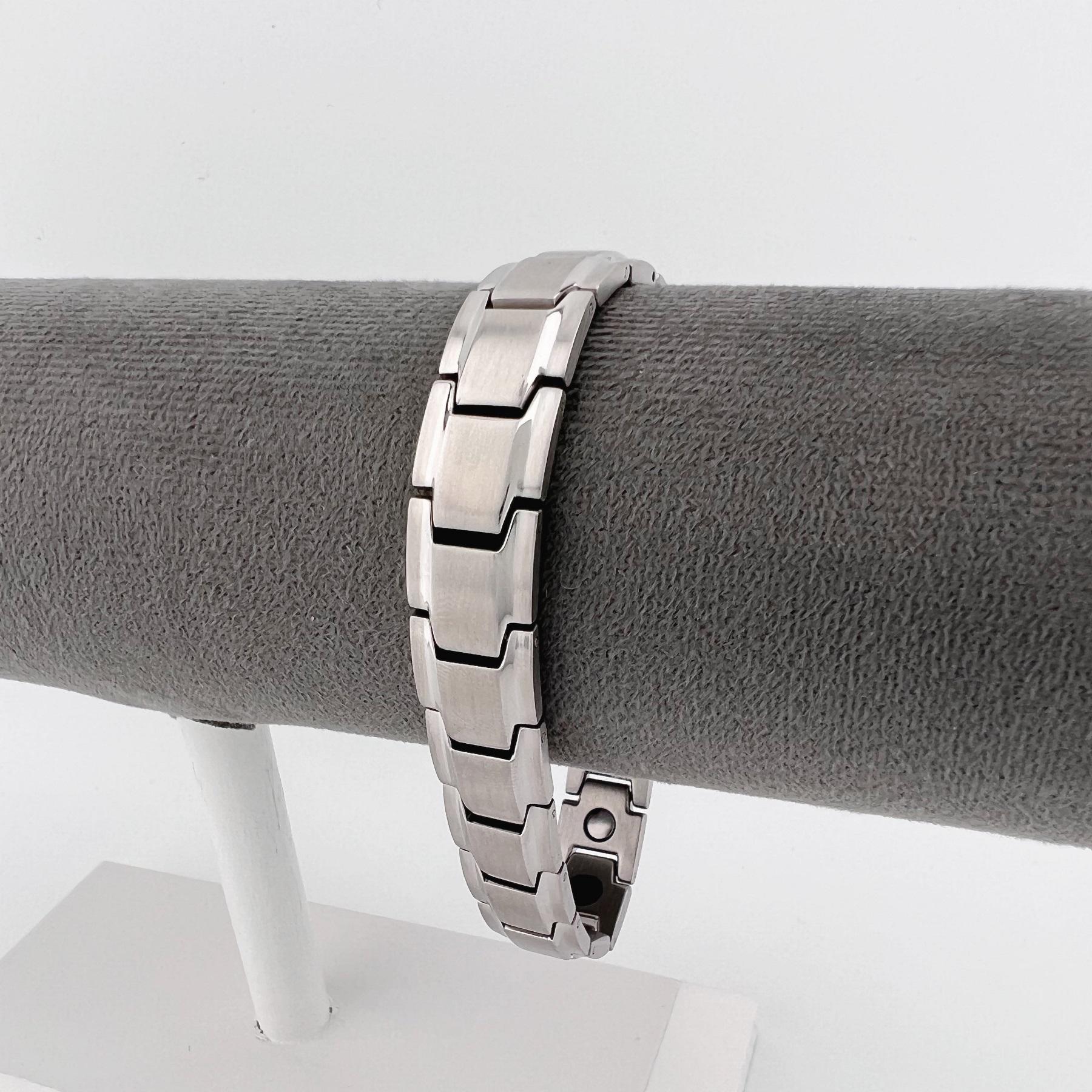 Браслет мужской из нержавеющей медицинской стали с магнетитами 21,5 см (BS-020)