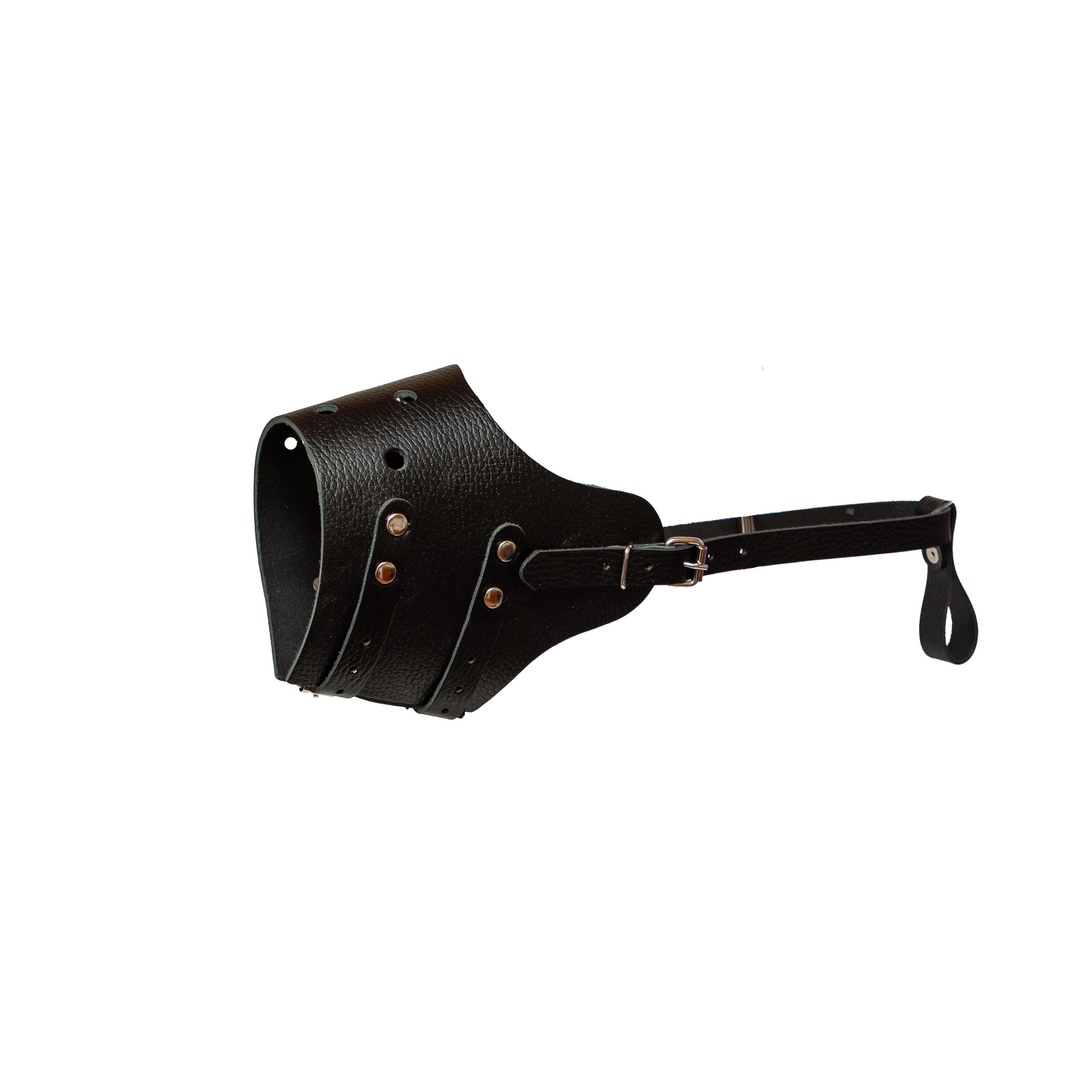 Намордник KareLine закрытый универсальный из ременной кожи