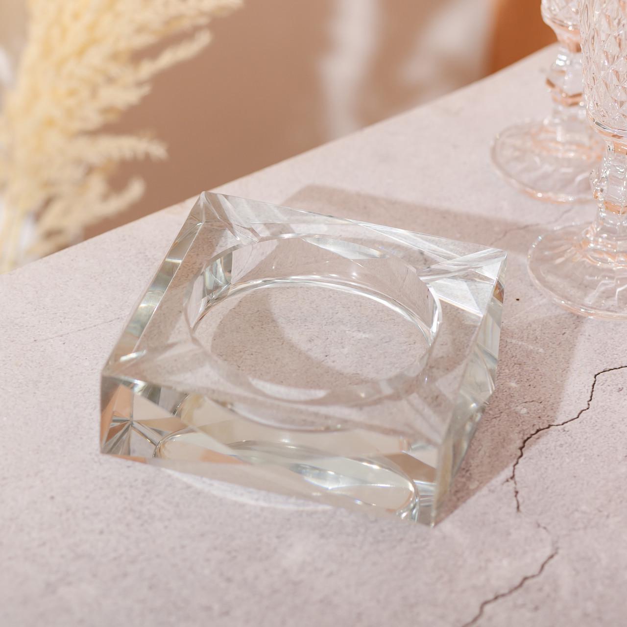 Попільничка для цигарок скляна квадратна настільна 13х13х4 см (7205) - фото 9