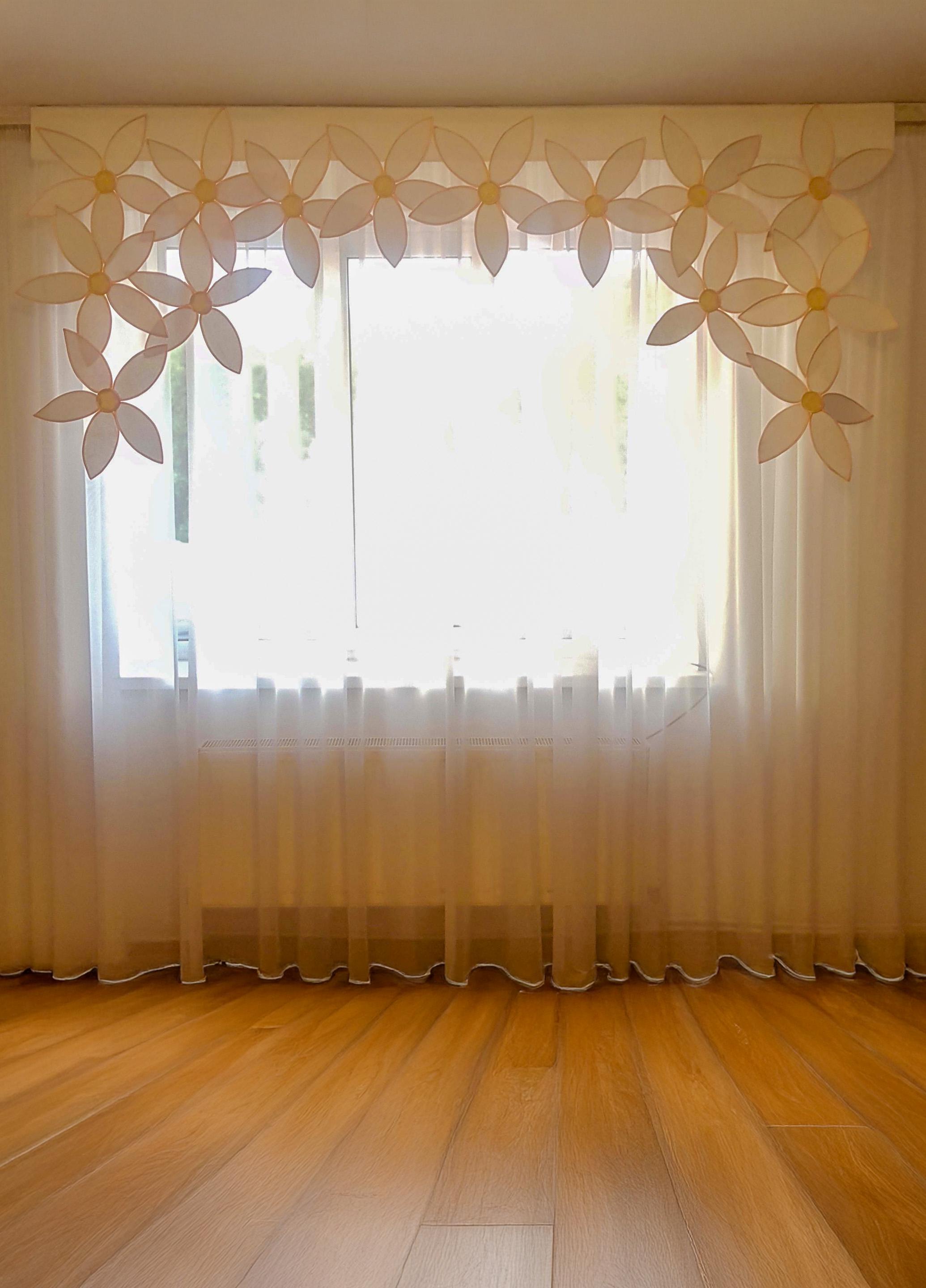 Ламбрекен жорсткий Firanka Квіточки 2,5 м Білий (5_1ж)