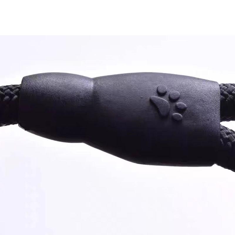 Светоотражающий поводок 1,5 м для собак 1,2 Красный (1A0112) - фото 3 Светоотражающий поводок 1,5 м для собак 1,2 Красный (1A0112) - фото 3