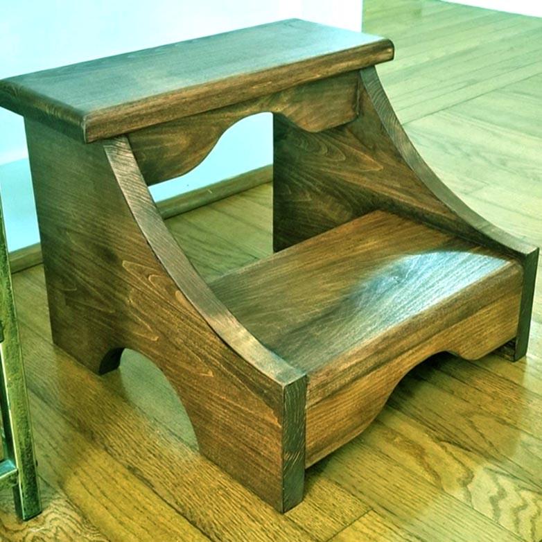 Скамейка-ступенька из дерева Ликрик Мускат (ССТ-002007)