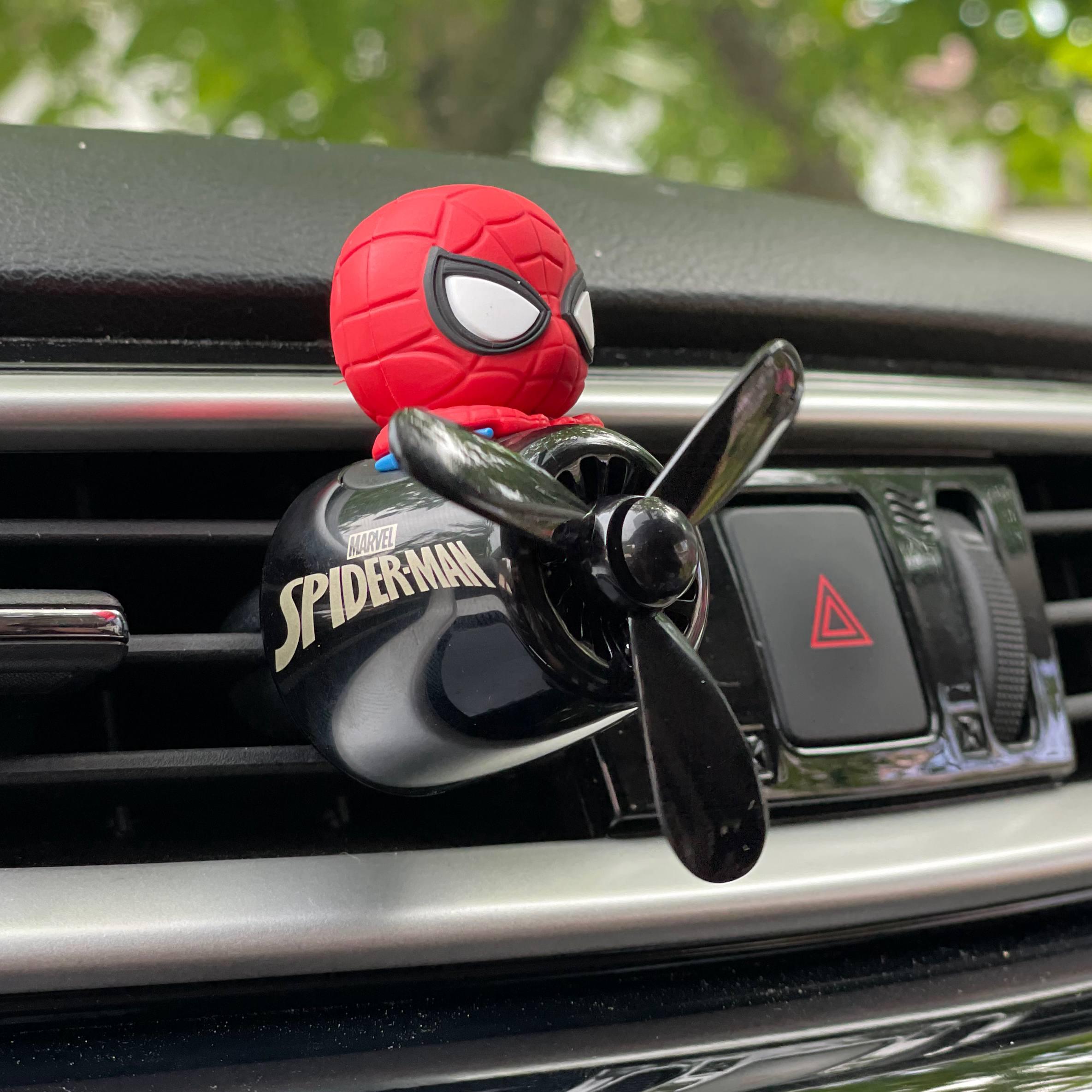 Ароматизатор автомобильный Marvel Человек-Паук на решетку обдува - фото 11 Ароматизатор автомобильный Marvel Человек-Паук на решетку обдува - фото 11