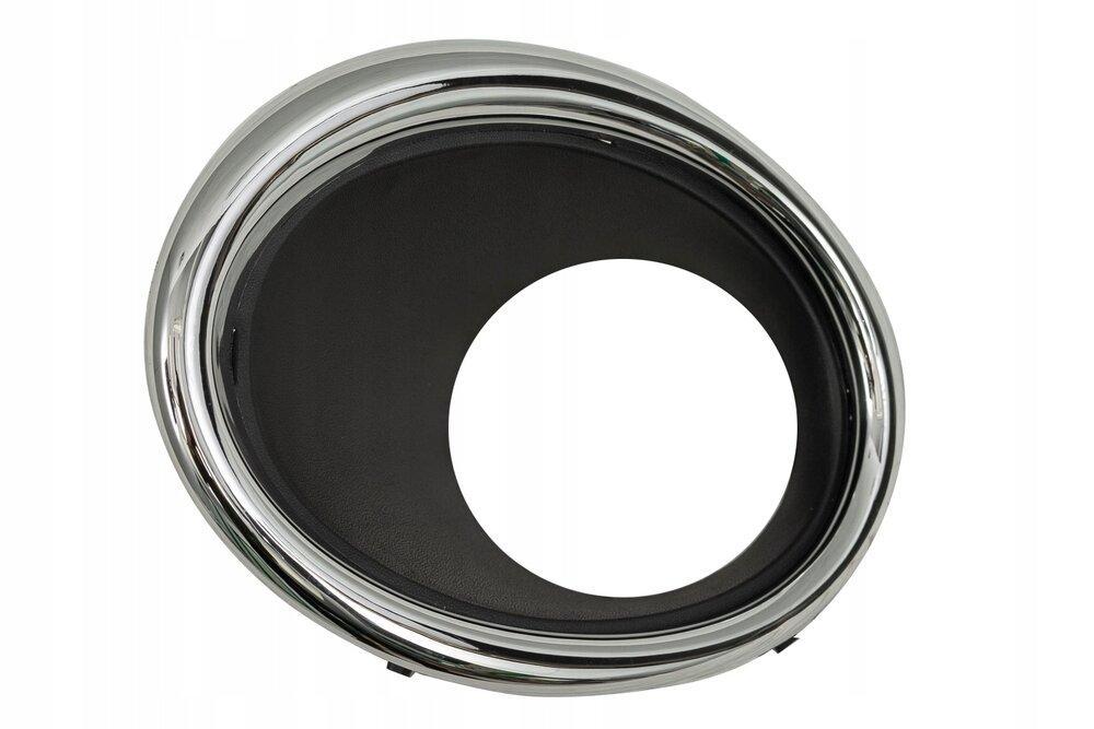 Решетка бампера AVTM Nissan Qashqai/Rogue Sport 14-17 левая с отверстий с хром окуляром (622574EA0A 185036911)