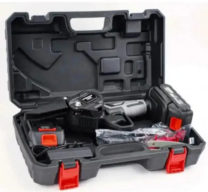 Ланцюгова пилка 4" з кейсом і 2 літієвих АКБ (2103354315) - фото 8 Ланцюгова пилка 4" з кейсом і 2 літієвих АКБ (2103354315) - фото 8