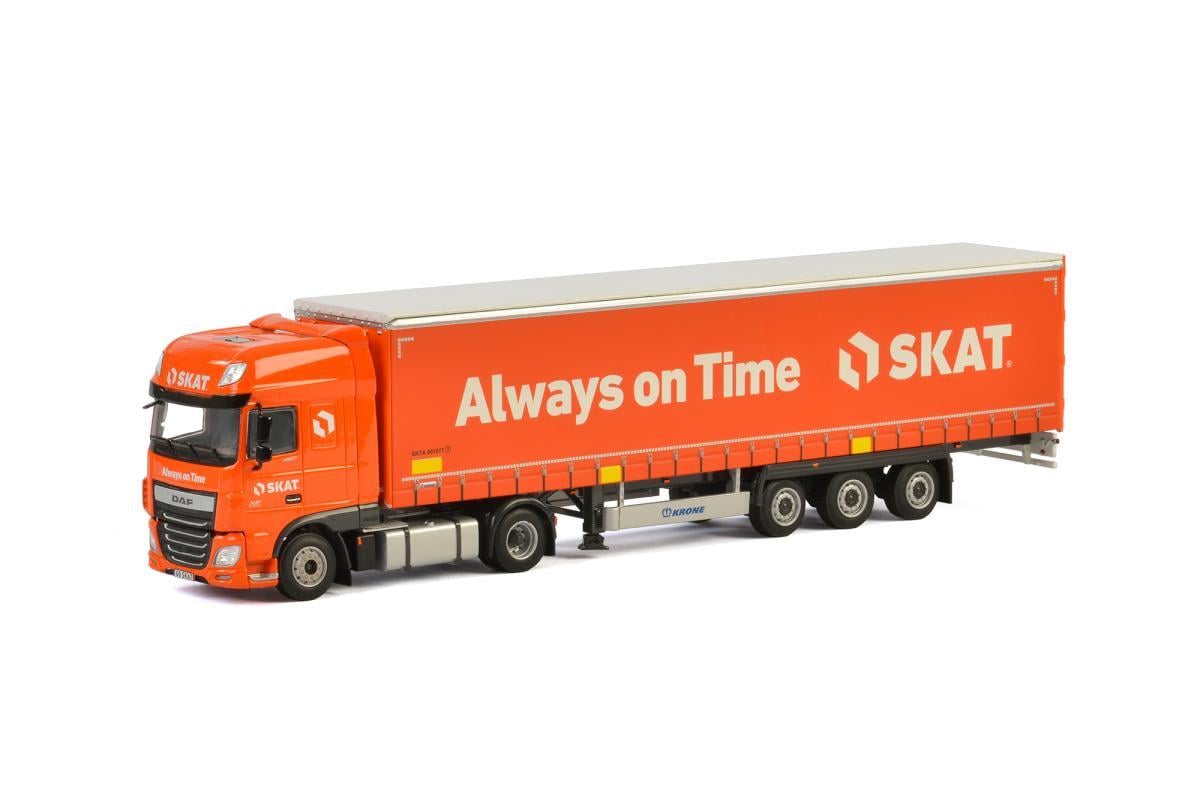 Игрушка трейлер daf xf super space cab curtain side tautliner масштабная модель 1:50 4x2 см