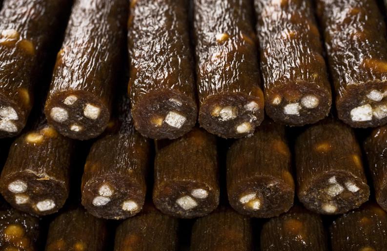 Лакомство для собак Bow wow Мини салями с птицей и печенью 12 см 60 шт./уп. (2040601795) - фото 2