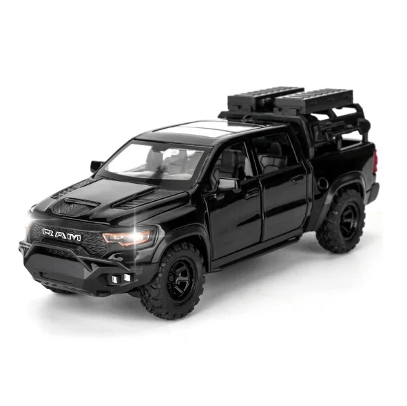 Масштабная модель Mammoth Pick-Up в металлическом корпусе со световыми эффектами и подвижными деталями (C01465)