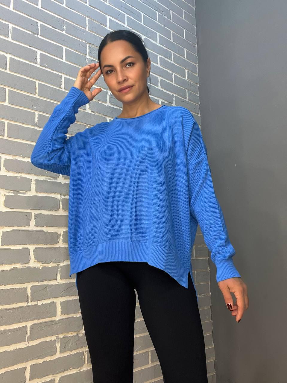 Светр жіночий MIX RAY 6183 тонкий вафельний розрізи по боках вільний крій OS Синій (1196) - фото 6 Светр жіночий MIX RAY 6183 тонкий вафельний розрізи по боках вільний крій OS Синій (1196) - фото 6