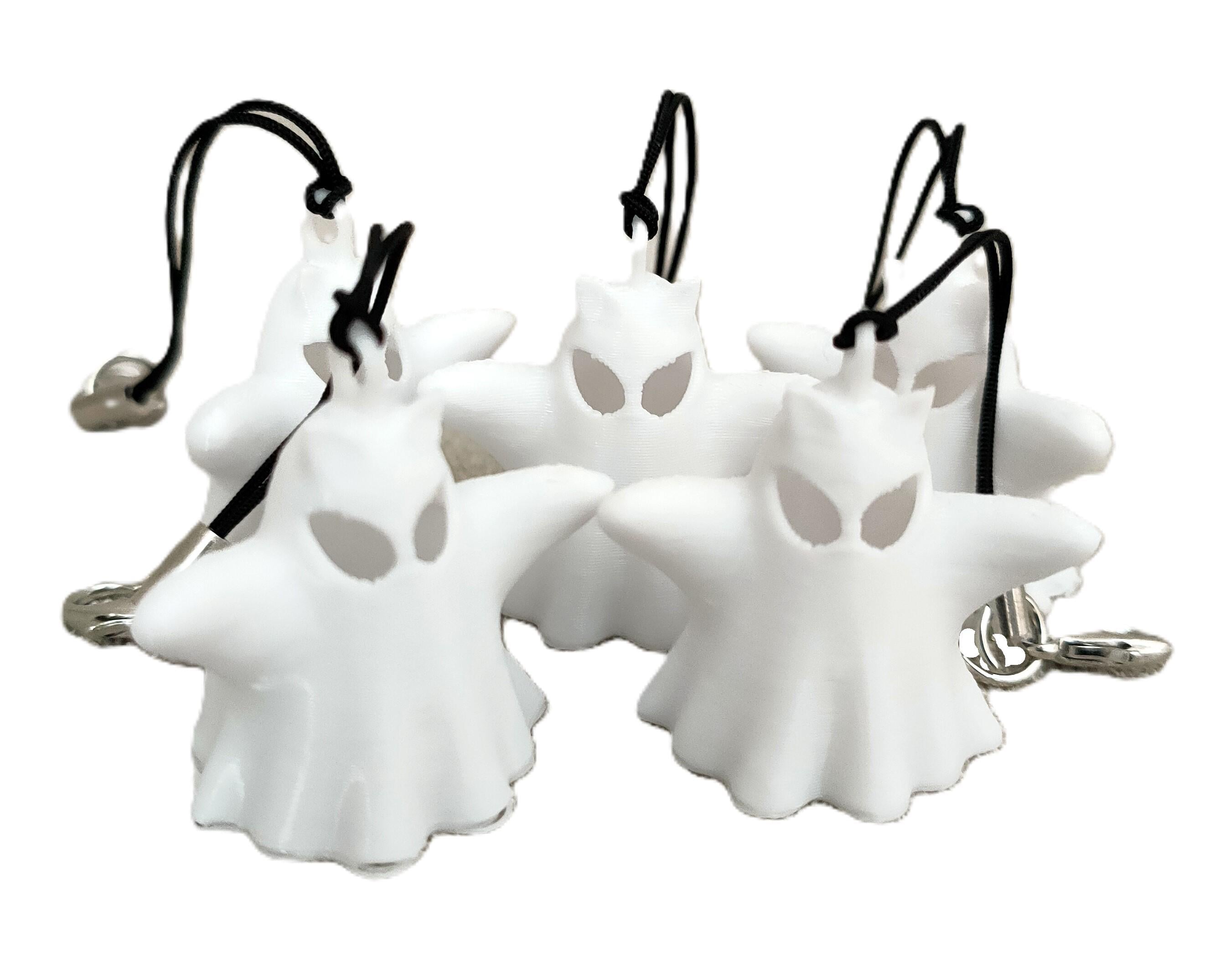 Брелок Пять призрачных котят 30х22х28 мм Белый (PRK-02G-BIL)