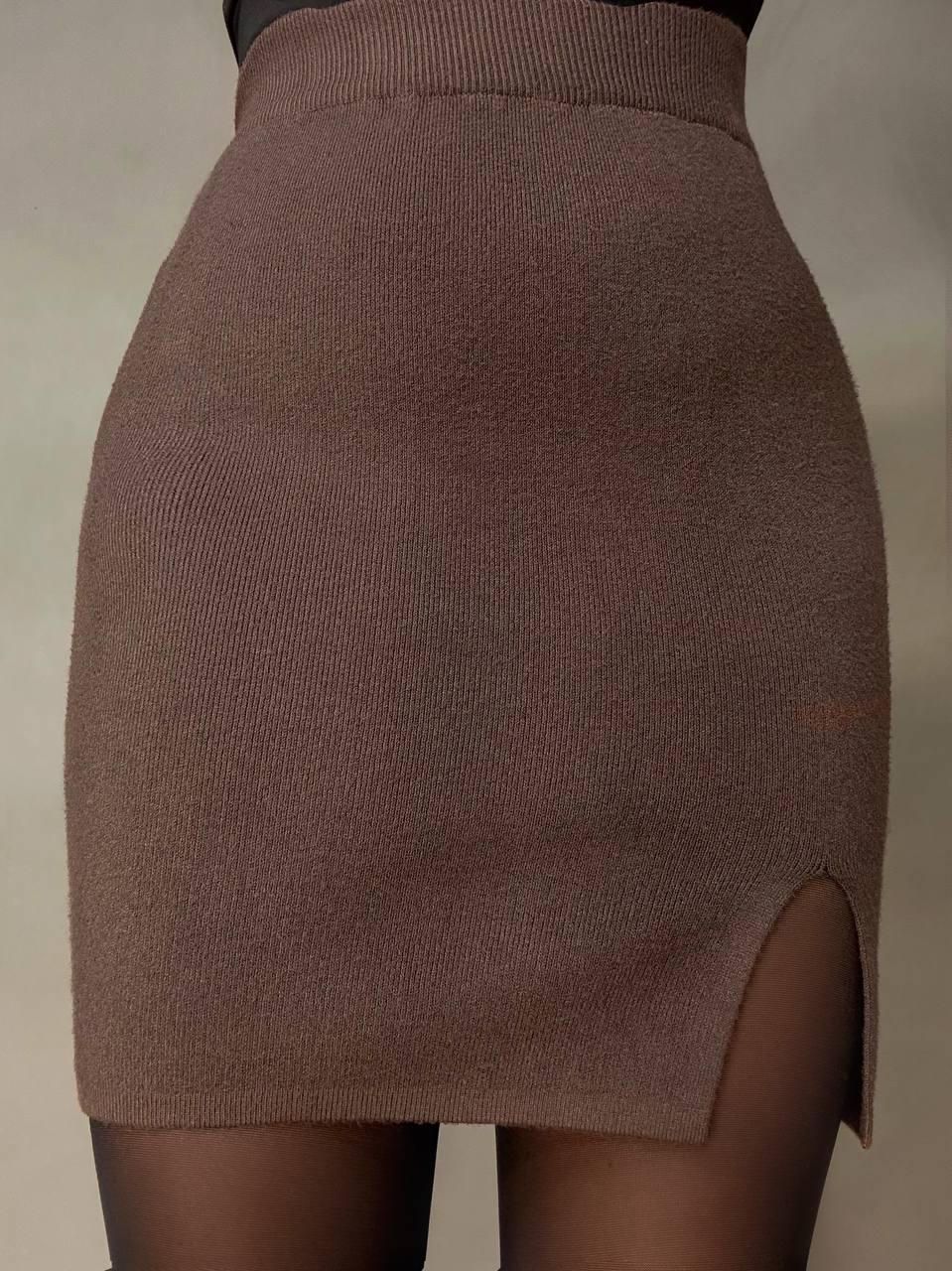 Юбка женская MY FASHION 6808-48 вязаная короткая с разрезом One Size Коричневый (5785) - фото 7 Юбка женская MY FASHION 6808-48 вязаная короткая с разрезом One Size Коричневый (5785) - фото 7