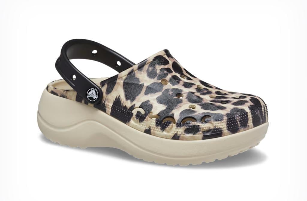 Сабо женские Crocs Baya Platform Printed Clog M4W6 р. 36 23 см Leopard (208712) - фото 2 Сабо женские Crocs Baya Platform Printed Clog M4W6 р. 36 23 см Leopard (208712) - фото 2