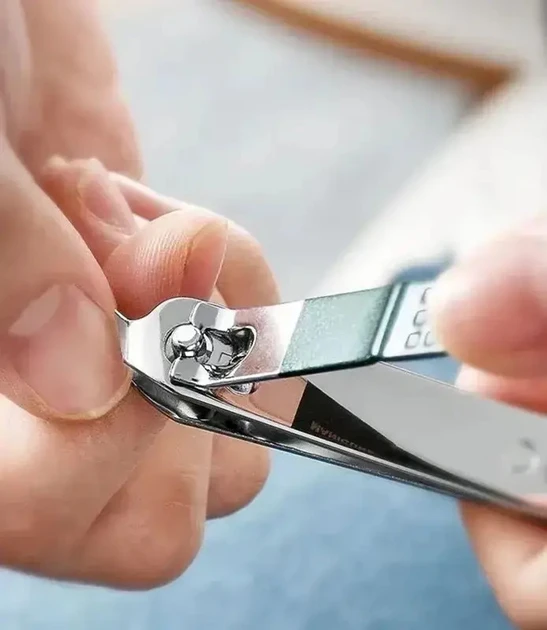 Набір манікюрний для догляду за нігтями з нержавіючої сталі Зелений (2549772348) - фото 4