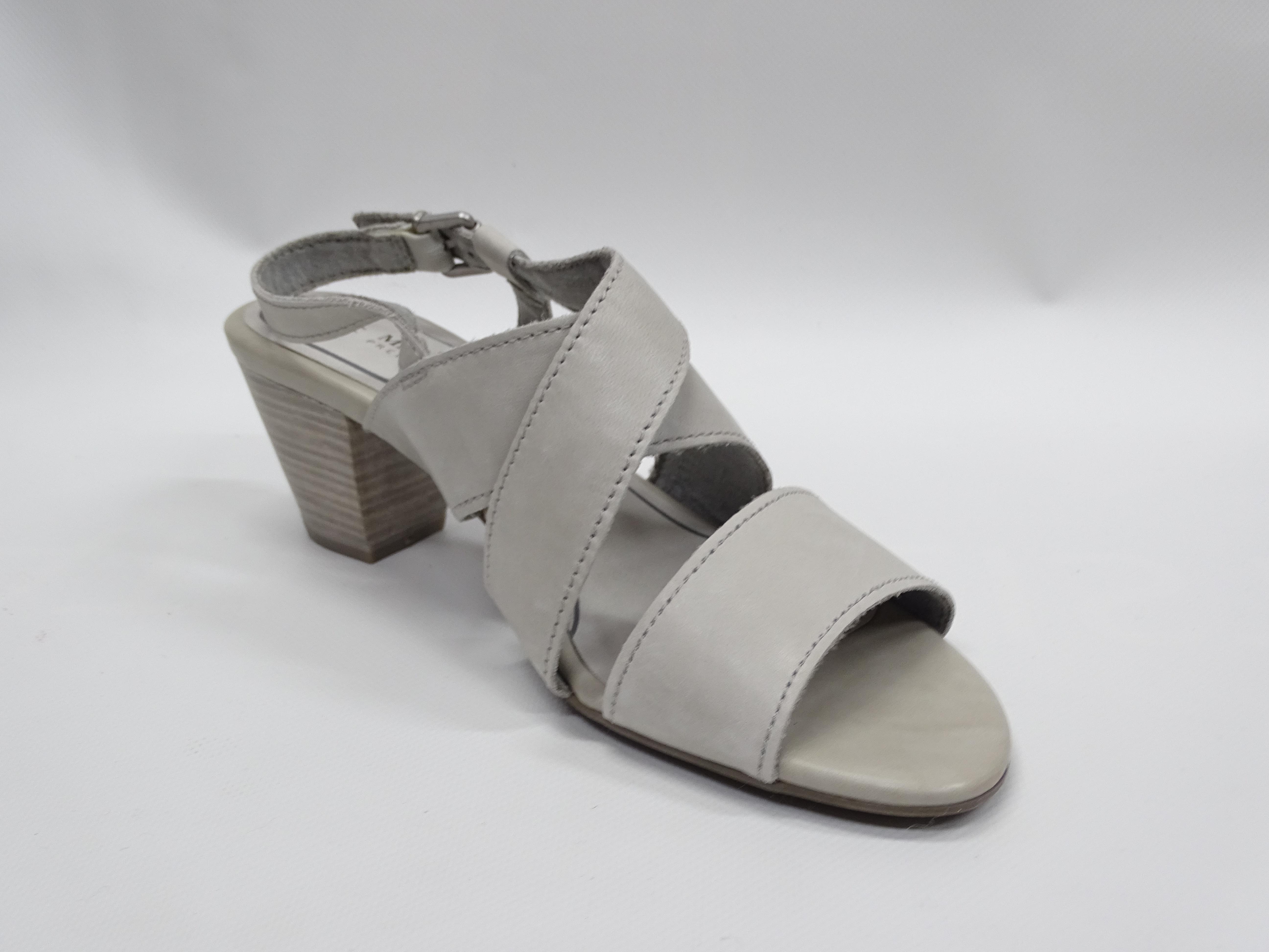 Босоніжки жіночі 28320\24 р. 41 Сірий (28320\24) - фото 4 Босоніжки жіночі 28320\24 р. 41 Сірий (28320\24) - фото 4