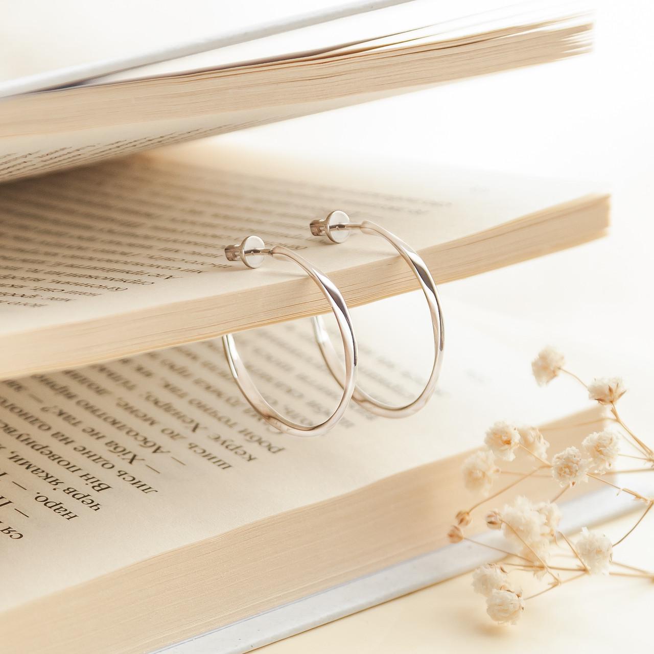 Серьги серебряные пусеты полые круги без вставок