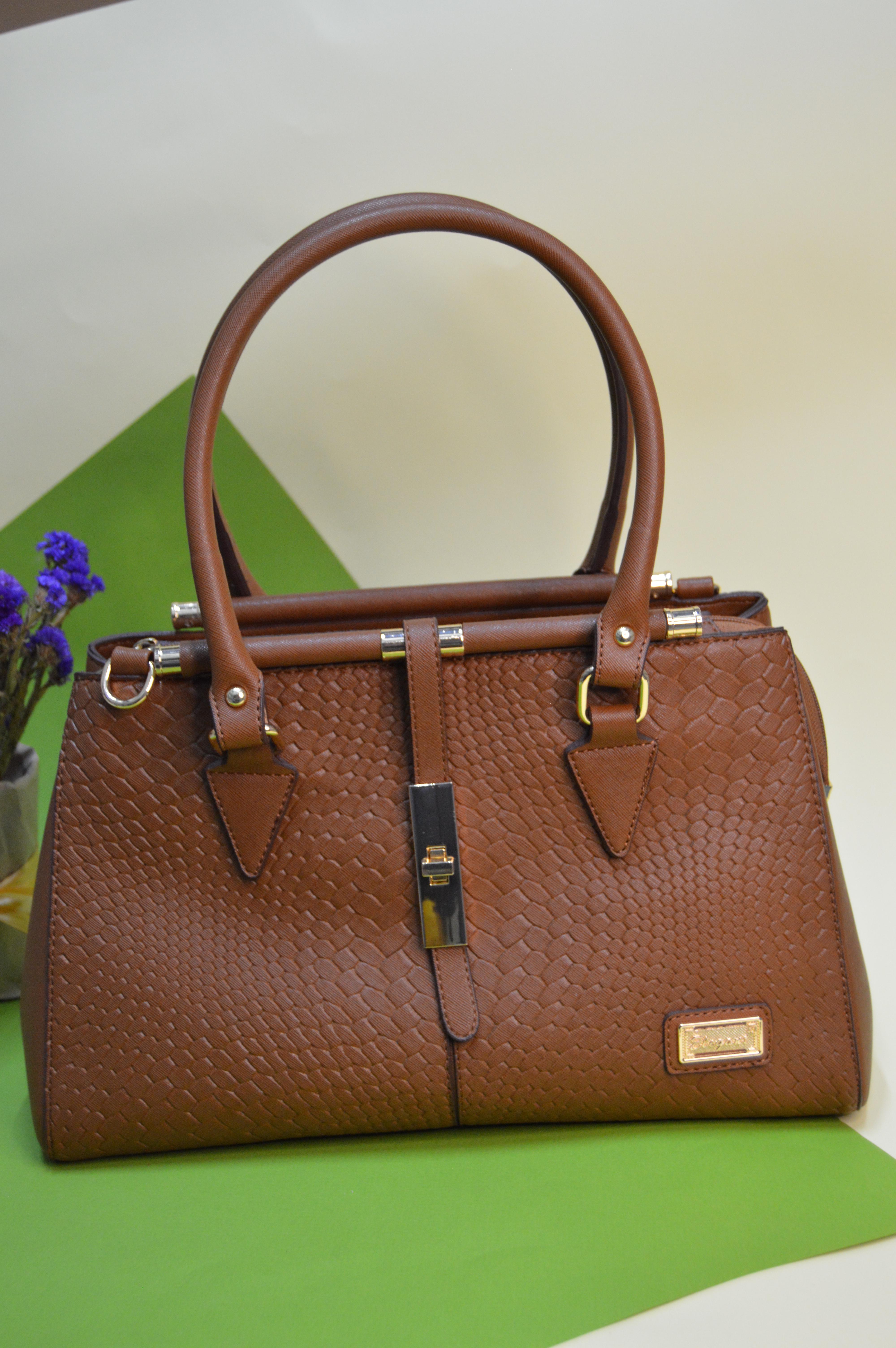 Жіноча сумка Elegant матова Коричневий (1162)