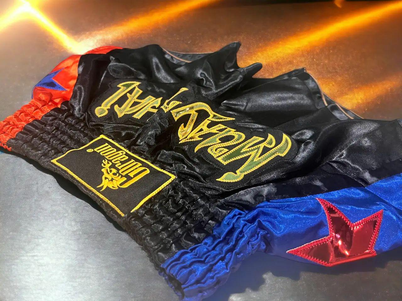 Шорти для тайського боксу GDragon Sport чоловічі Чорний/Червоний/Синій (4_1_L_14) - фото 2 Шорти для тайського боксу GDragon Sport чоловічі Чорний/Червоний/Синій (4_1_L_14) - фото 2