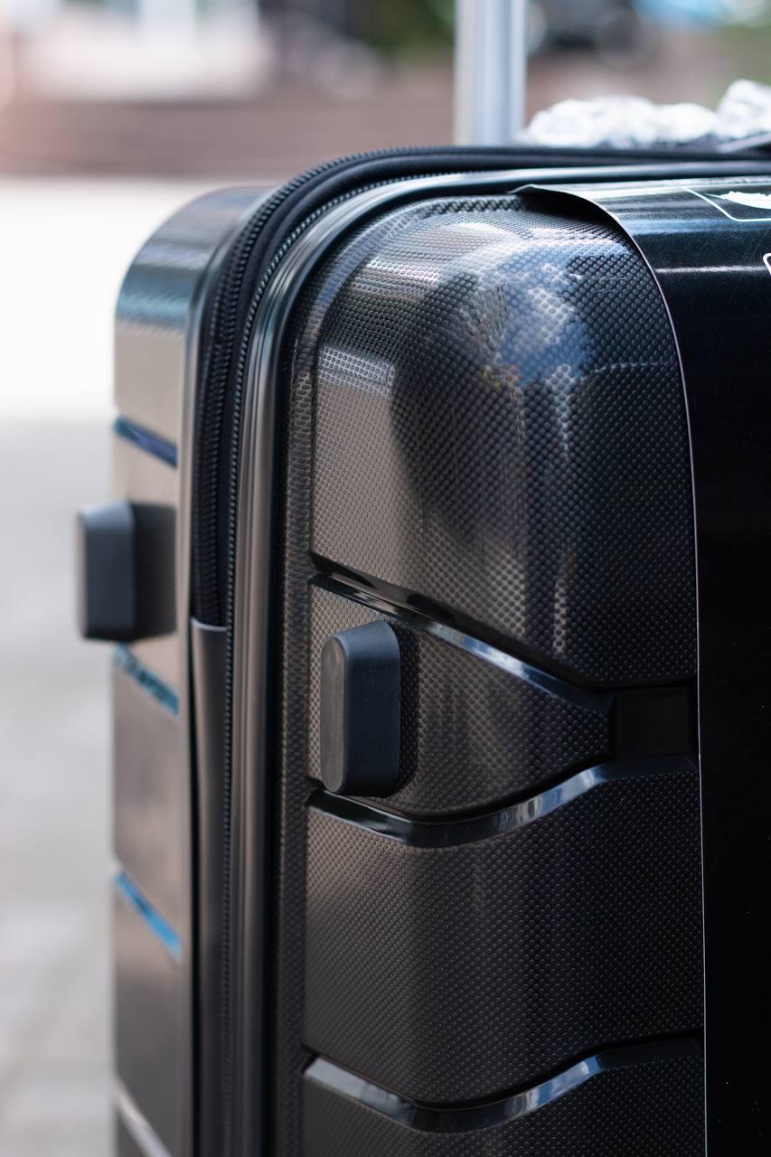 Чемодан пластиковый Nuri 1908 S Черный (11823599) - фото 2