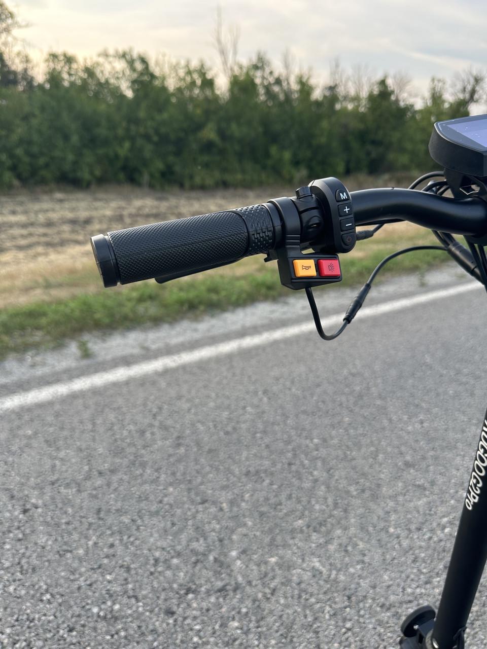 Електросамокат Kugoo G2 Pro 1000W 18 Ah без сідла 18000 мАч (2618280128) - фото 6 Електросамокат Kugoo G2 Pro 1000W 18 Ah без сідла 18000 мАч (2618280128) - фото 6