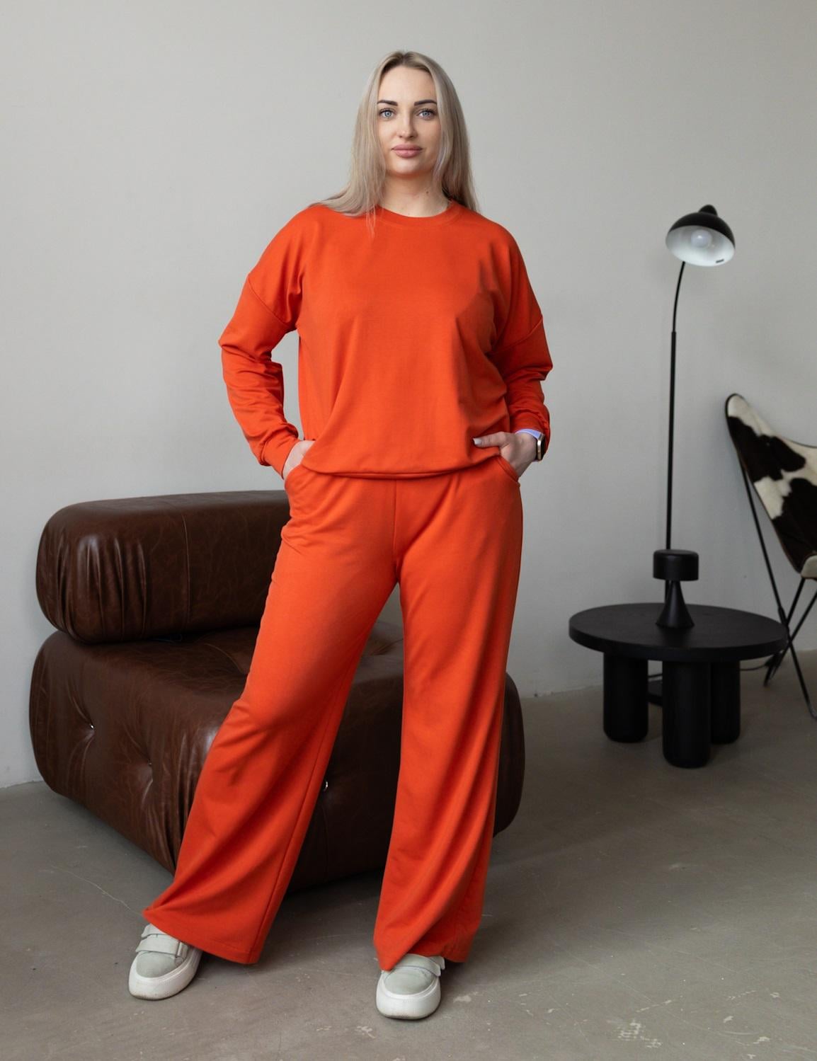 Костюм-двійка брючний жіночий з двунитки Capricious CAPS0108 L Кораловий (36948642)
