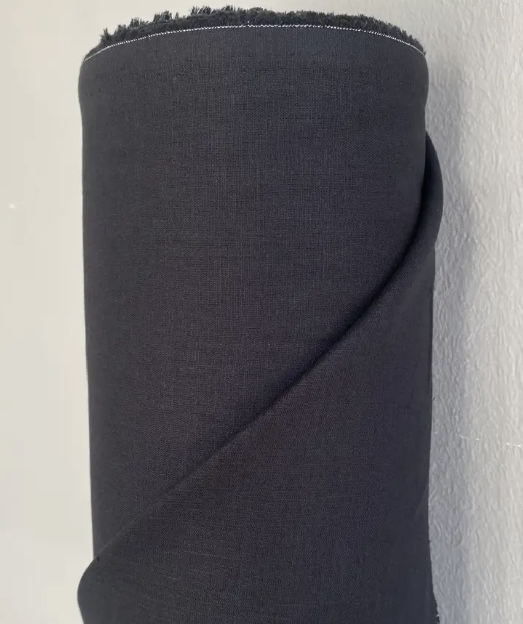 Ткань Linen Plus 100% лен 143 см 147/948 Черный