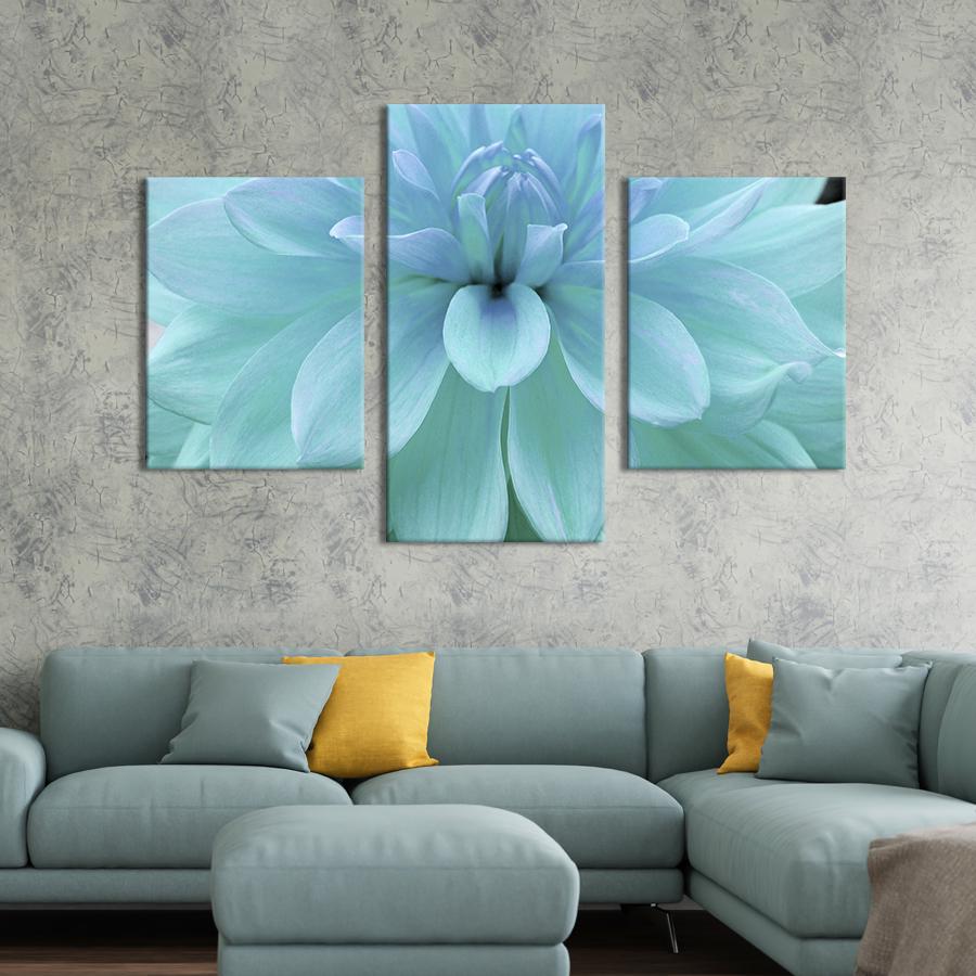Картина на холсте триптих Бутон георгины 96x60 см (776-32)