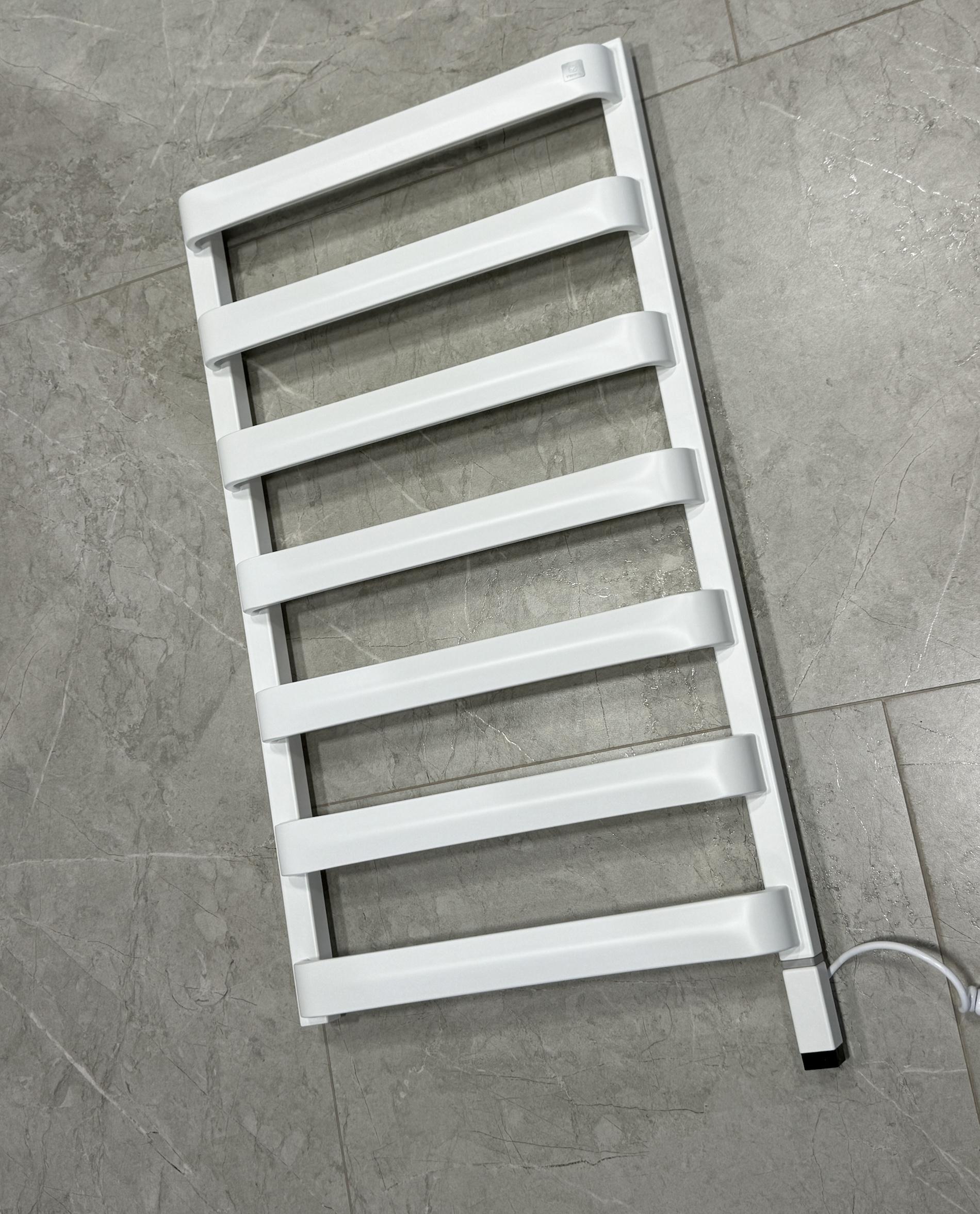 Полотенцесушитель электрический Terma Wix Air ТEН One 850x500 мм White Mat (570)