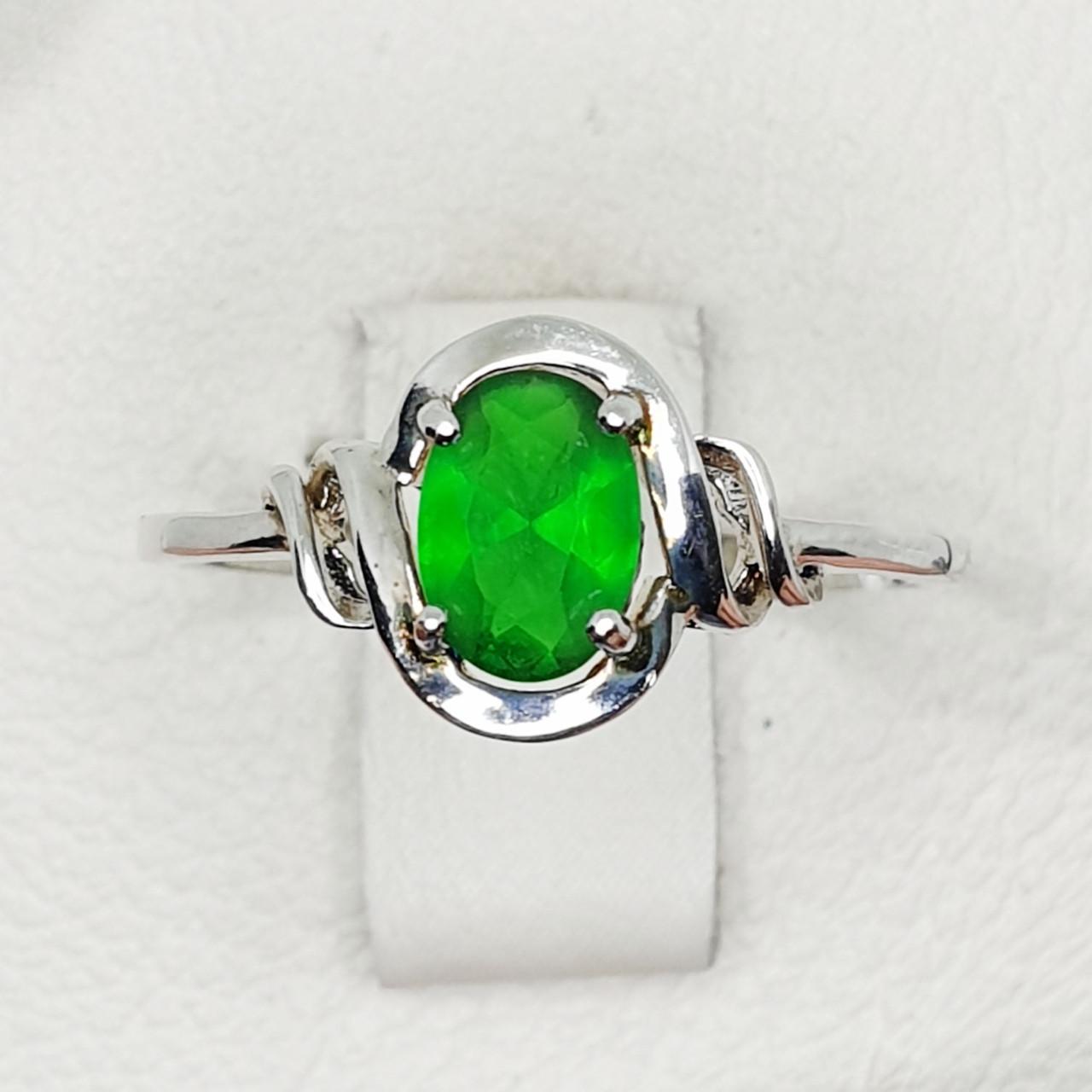 Кольцо серебряное с зеленым кварцем р. 18 1,7 г (1438124761)