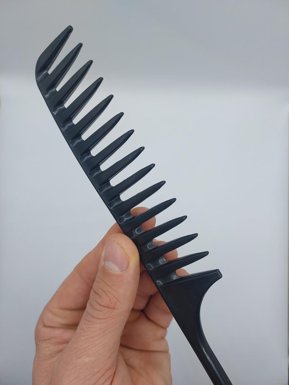 Гребінець перукарський для прочісування фарбованого волосся ДенніС professional велика з хвостиком Чорний (1453070588) - фото 2 Гребінець перукарський для прочісування фарбованого волосся ДенніС professional велика з хвостиком Чорний (1453070588) - фото 2