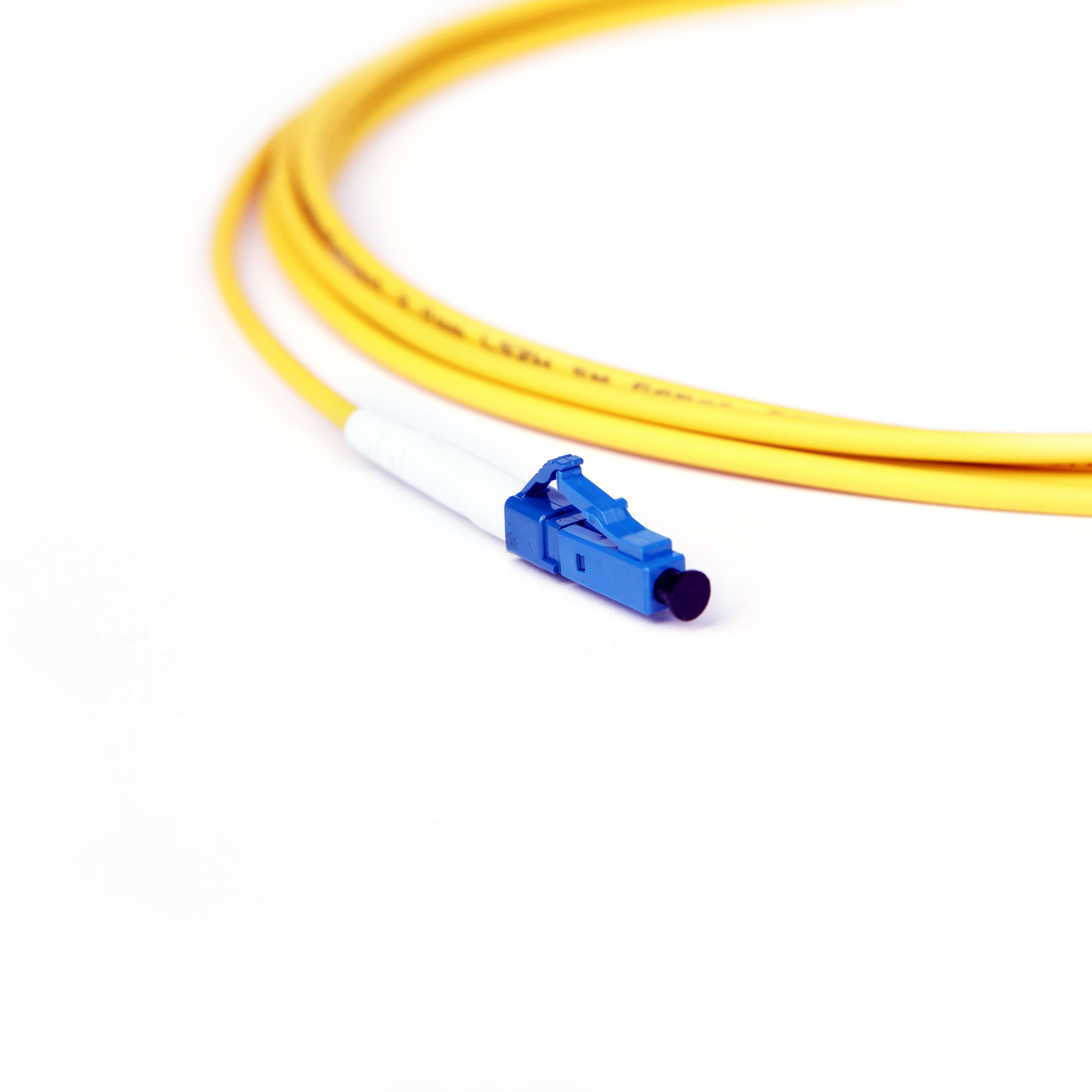 Патч-корд оптический Simplex SC/APC-LC/UPC LSZH Singlemode G.652.D (SM) 3 мм 5 м Желтый (10304) - фото 3