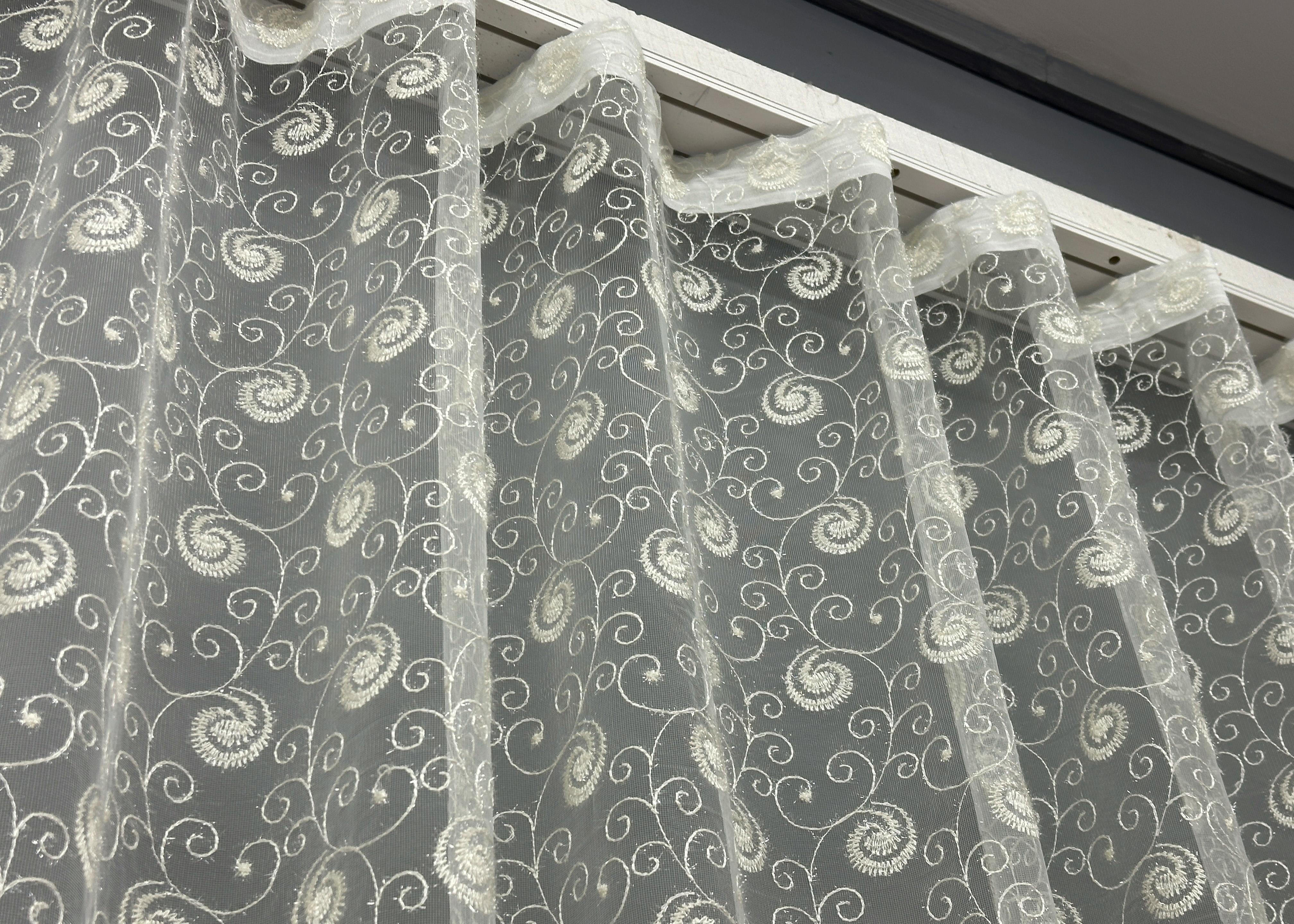 Тюль VR-Textil 1685т Органза с вышивкой и люрексом 300х270 см Молочный (42-0728) - фото 10 Тюль VR-Textil 1685т Органза с вышивкой и люрексом 300х270 см Молочный (42-0728) - фото 10