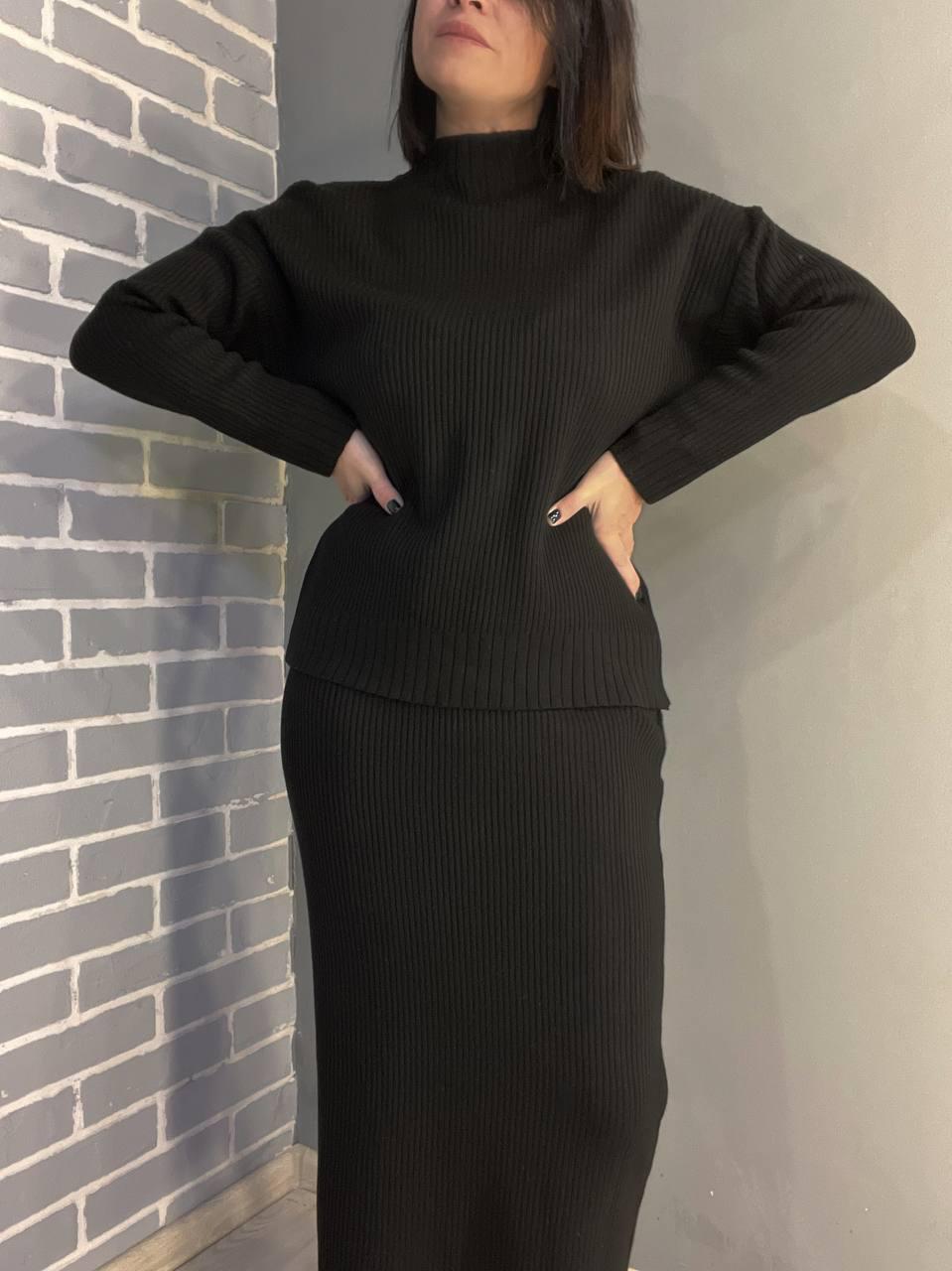 Костюм женский ENJOY 82345 свитер с юбкой длинная рубчик вязка OS Черный (729) - фото 2 Костюм женский ENJOY 82345 свитер с юбкой длинная рубчик вязка OS Черный (729) - фото 2