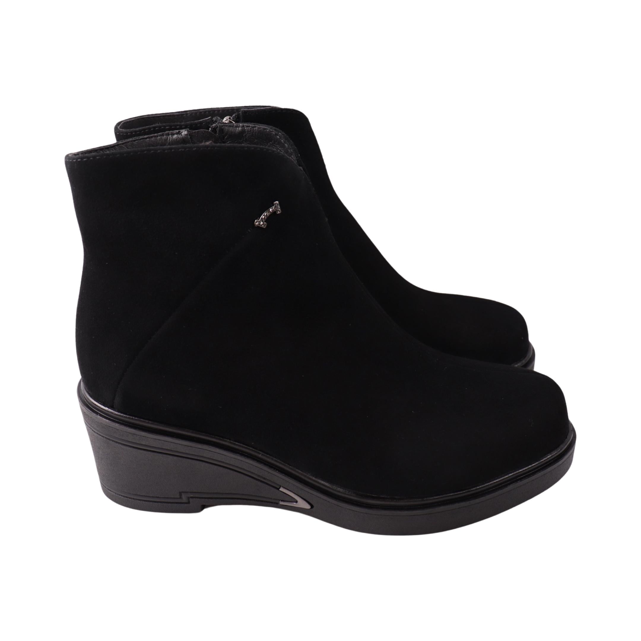 Ботинки женские Oeego натуральная замша р. 37 Черный (185-24ZHC)