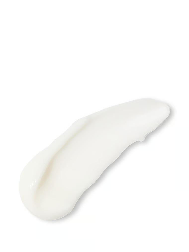 Лосьйон для тіла Victoria's Secret Cashmere Fleur Fragrance Lotion 236 мл (27093507) - фото 4 Лосьйон для тіла Victoria's Secret Cashmere Fleur Fragrance Lotion 236 мл (27093507) - фото 4