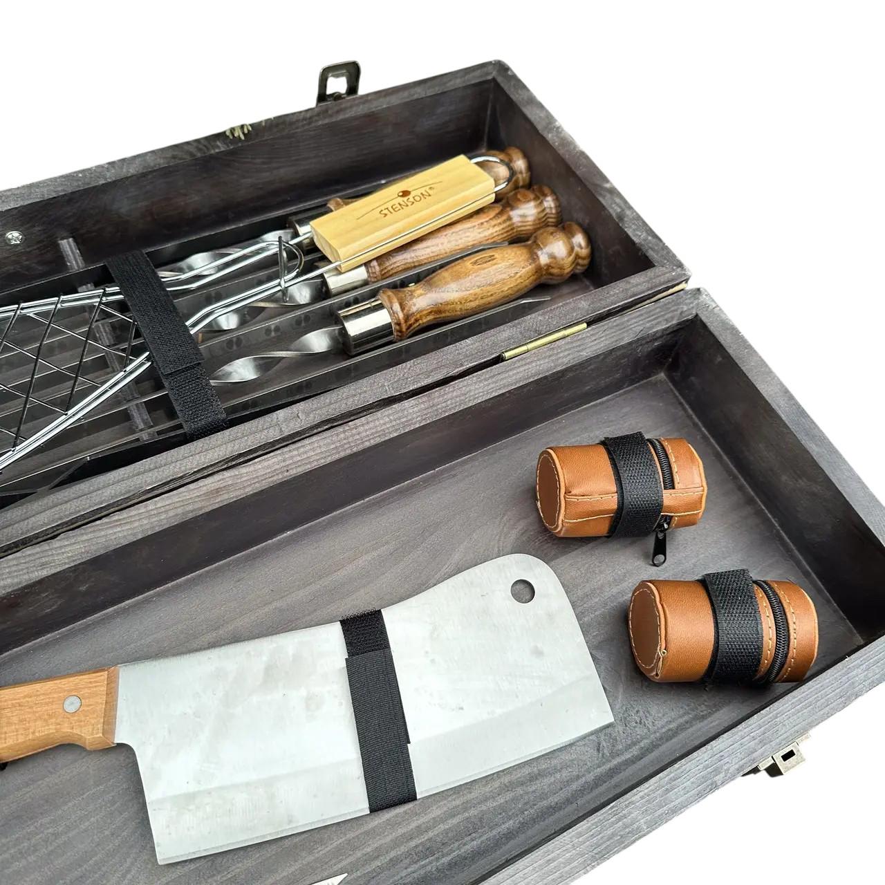 Подарунковий набір шампурів Mzavod Майстер BBQ із нержавіючої сталі в дерев’яному кейсі 720x120x210 мм (136-17-1190210000866) - фото 4 Подарунковий набір шампурів Mzavod Майстер BBQ із нержавіючої сталі в дерев’яному кейсі 720x120x210 мм (136-17-1190210000866) - фото 4