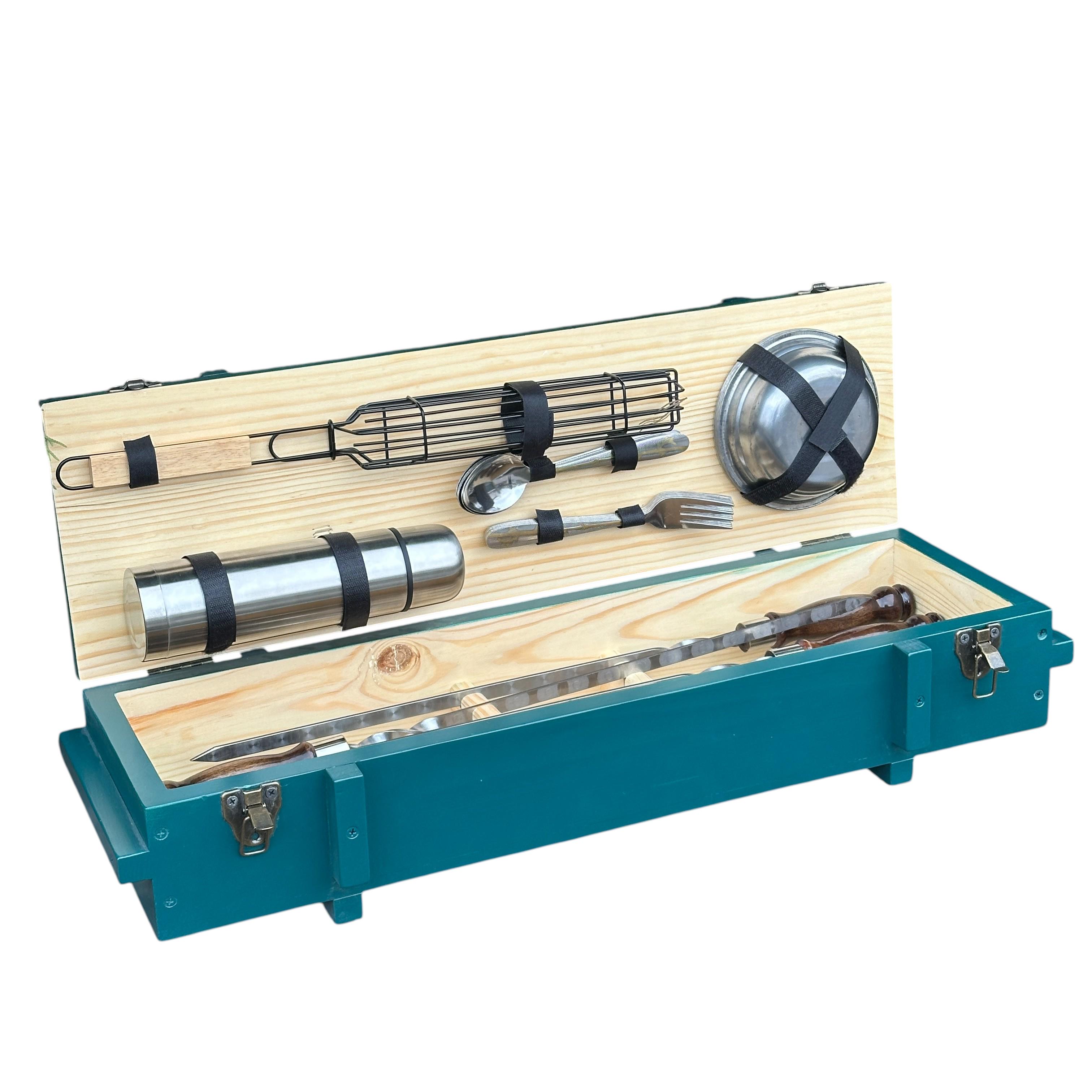 Набір шампурів та аксесуарів Mzavod Комбат із нержавіючої сталі в дерев’яному кейсі 740x250x200 мм 26 пр. Бірюзовий (136-17-1192010000183) - фото 2 Набір шампурів та аксесуарів Mzavod Комбат із нержавіючої сталі в дерев’яному кейсі 740x250x200 мм 26 пр. Бірюзовий (136-17-1192010000183) - фото 2