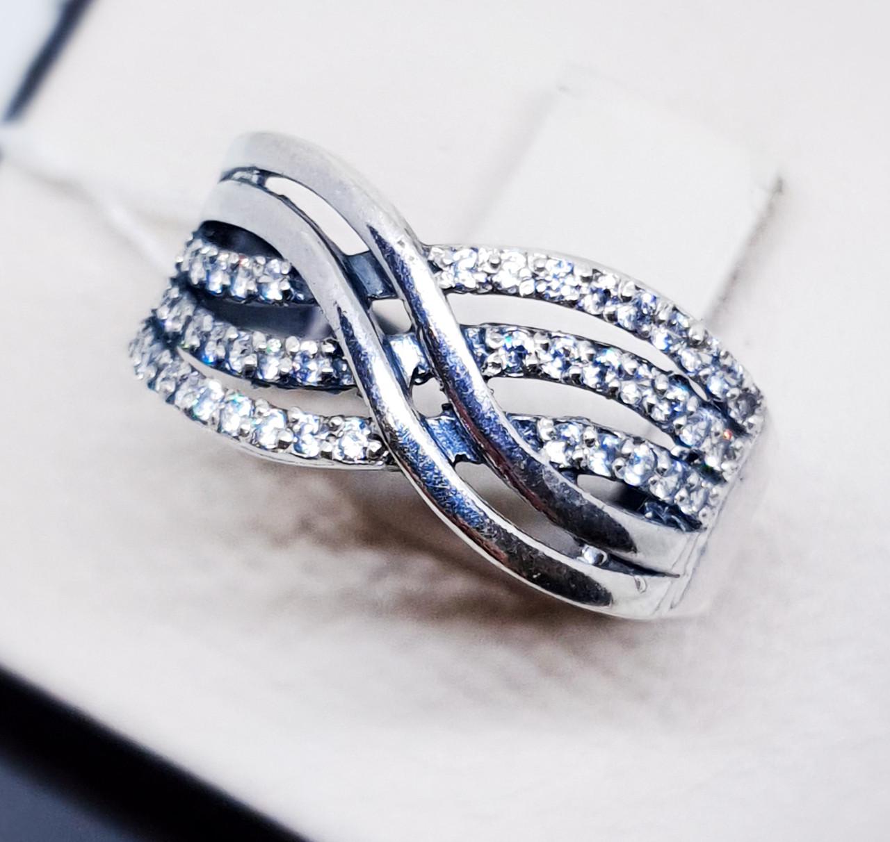 Кольцо серебряное с кубическим цирконием р. 20 3,06 г (1501936371) Кольцо серебряное с кубическим цирконием р. 20 3,06 г (1501936371)