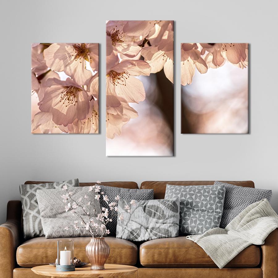 Картина на холсте триптих Яблочное цветение 141x90 см (992-32)