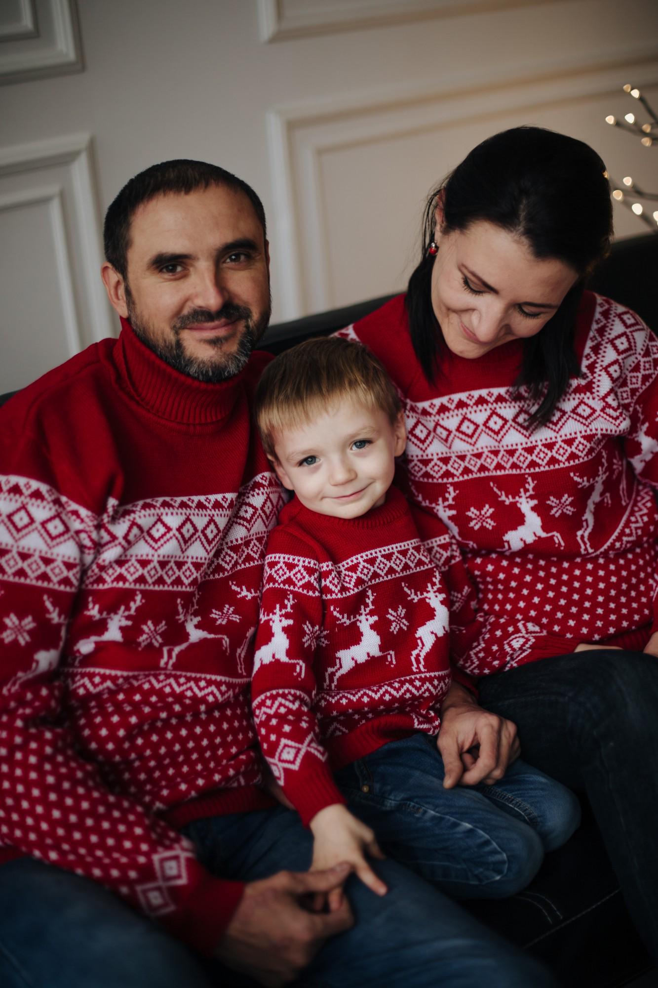 Светр-гольф новорічний жіночий Вишиваночка р. 42 Червоний (2081) - фото 4 Светр-гольф новорічний жіночий Вишиваночка р. 42 Червоний (2081) - фото 4