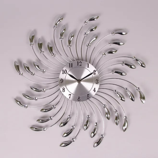 Часы металлические Flora с стразами D-46см.(8733)