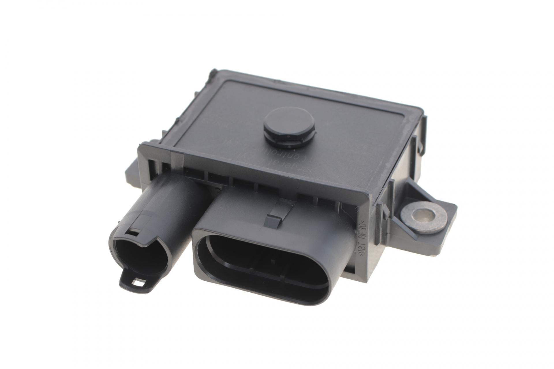 Реле свечей накаливания BMW 3 E90/E91/5 E60/X3 E83 2,0d 03-15 (GSE105)