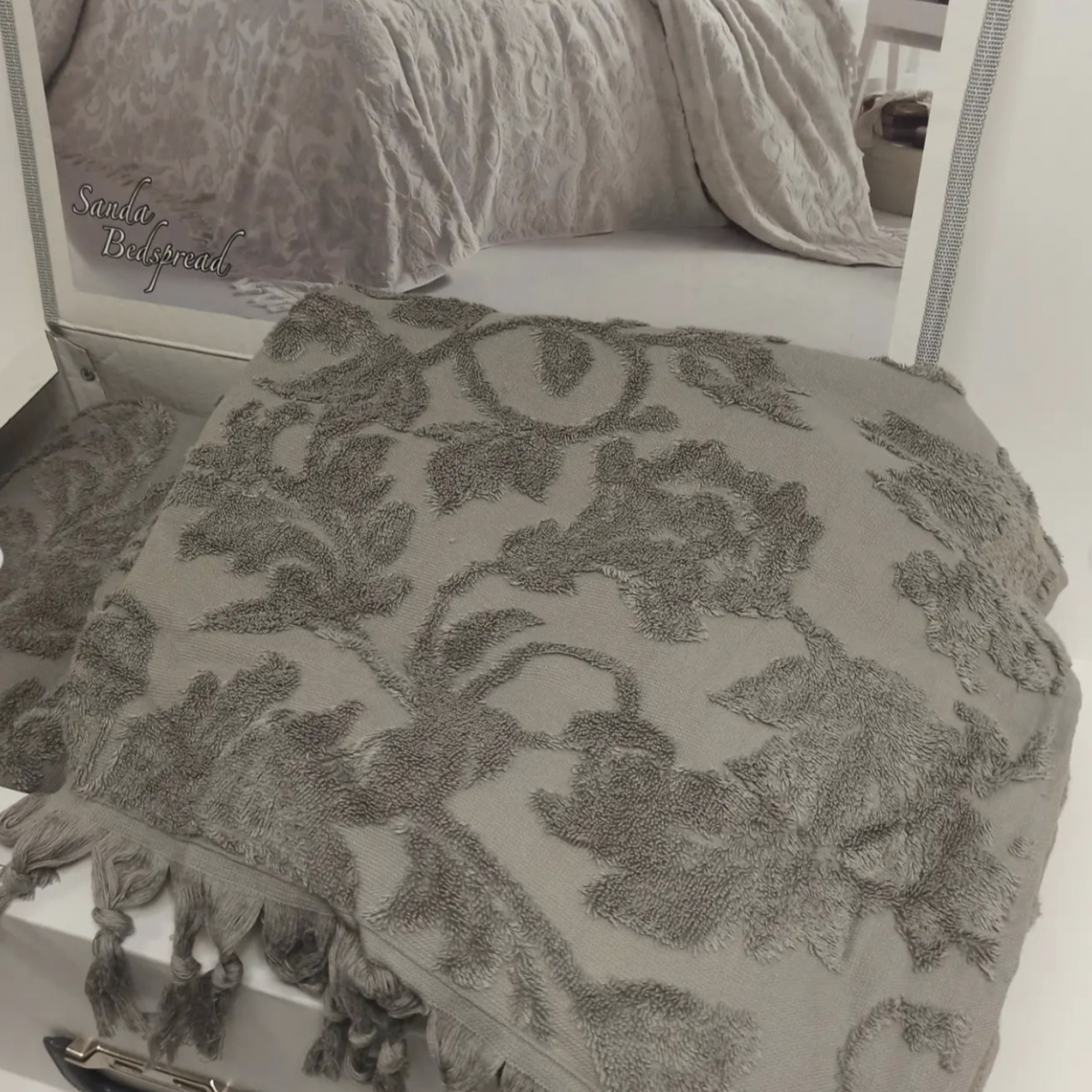 Простынь махровая Maison D'or Sanda полуторная 160x240 см Dark grey (2000022264852) - фото 6 Простынь махровая Maison D'or Sanda полуторная 160x240 см Dark grey (2000022264852) - фото 6