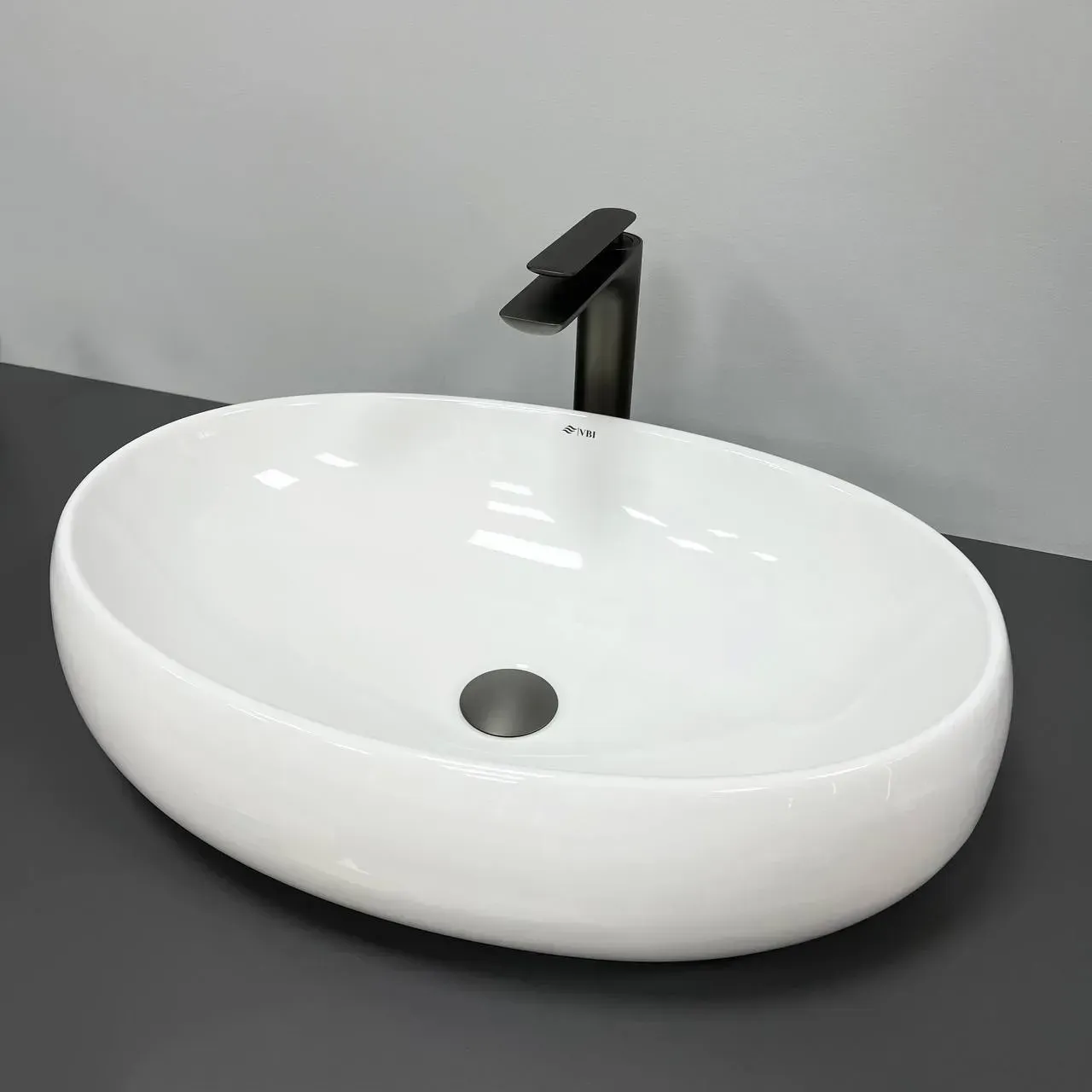 Умывальник накладной VBI VENETO M WHITE 560x370 мм (VBI-012802)