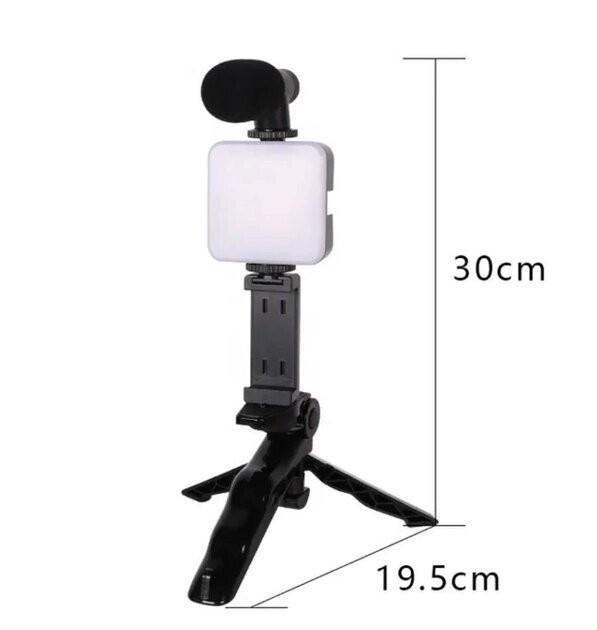 Селфі-монопод AY-49 Tripod Stand Bluetooth Microphone LED Lamp Black - фото 3