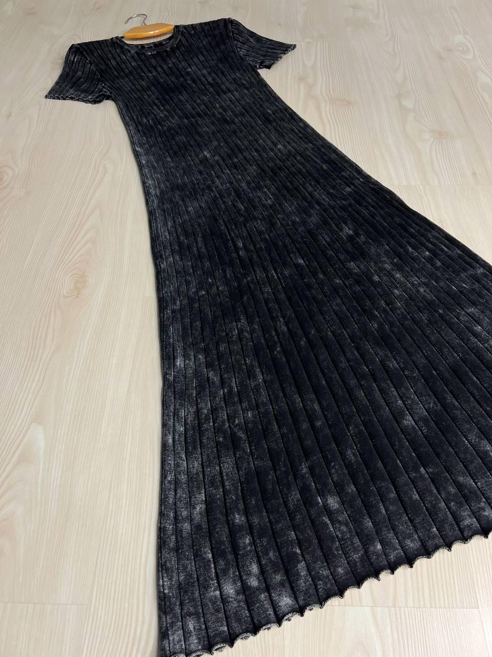 Сукня жіноча Fashion 3042 довга трапеція трикотажна в рубчик OS Чорний (26404734) - фото 2 Сукня жіноча Fashion 3042 довга трапеція трикотажна в рубчик OS Чорний (26404734) - фото 2